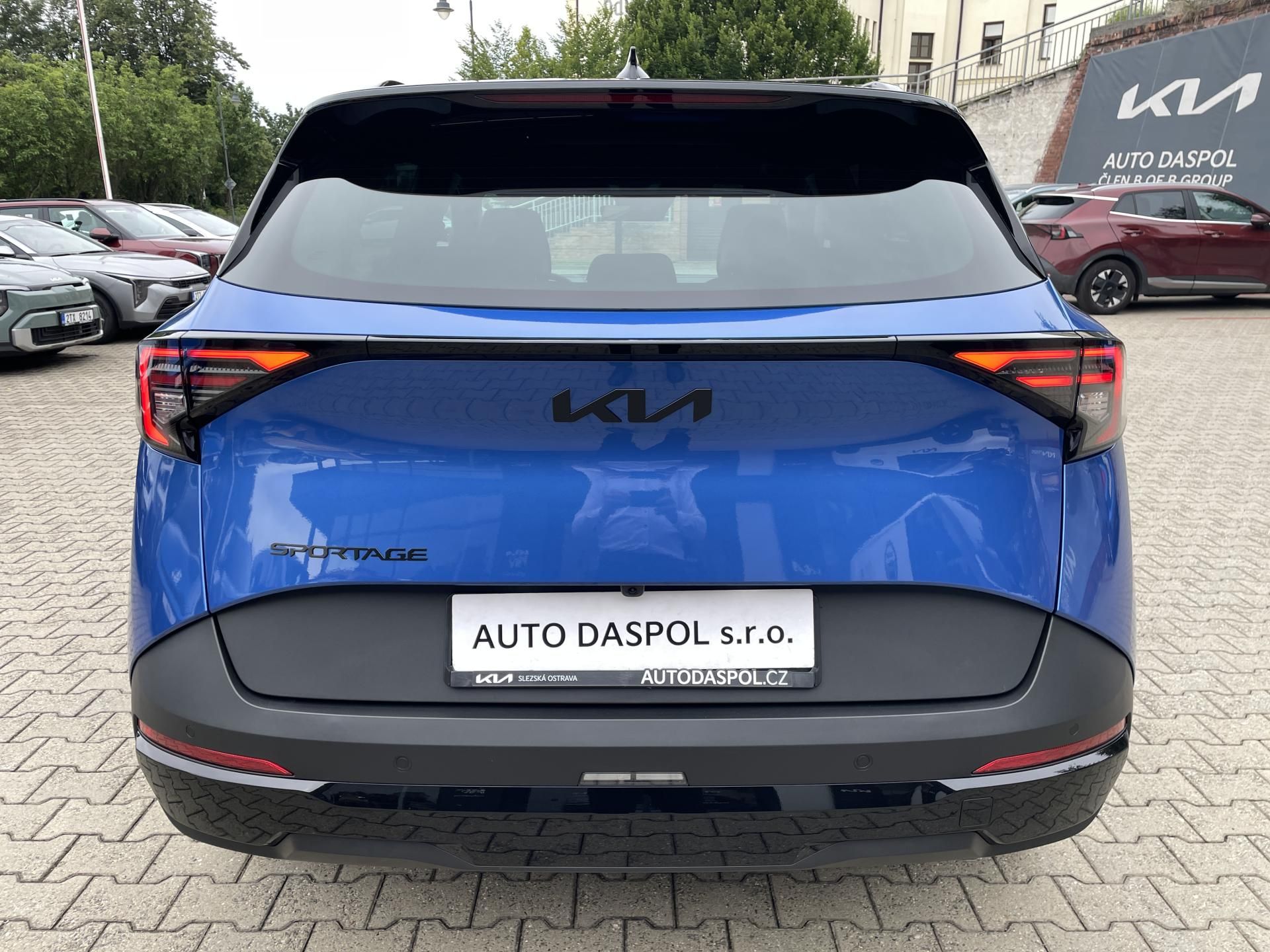 Kia Sportage, 4x2 BLACK EDITION 7DCT 110kW - fotka 4