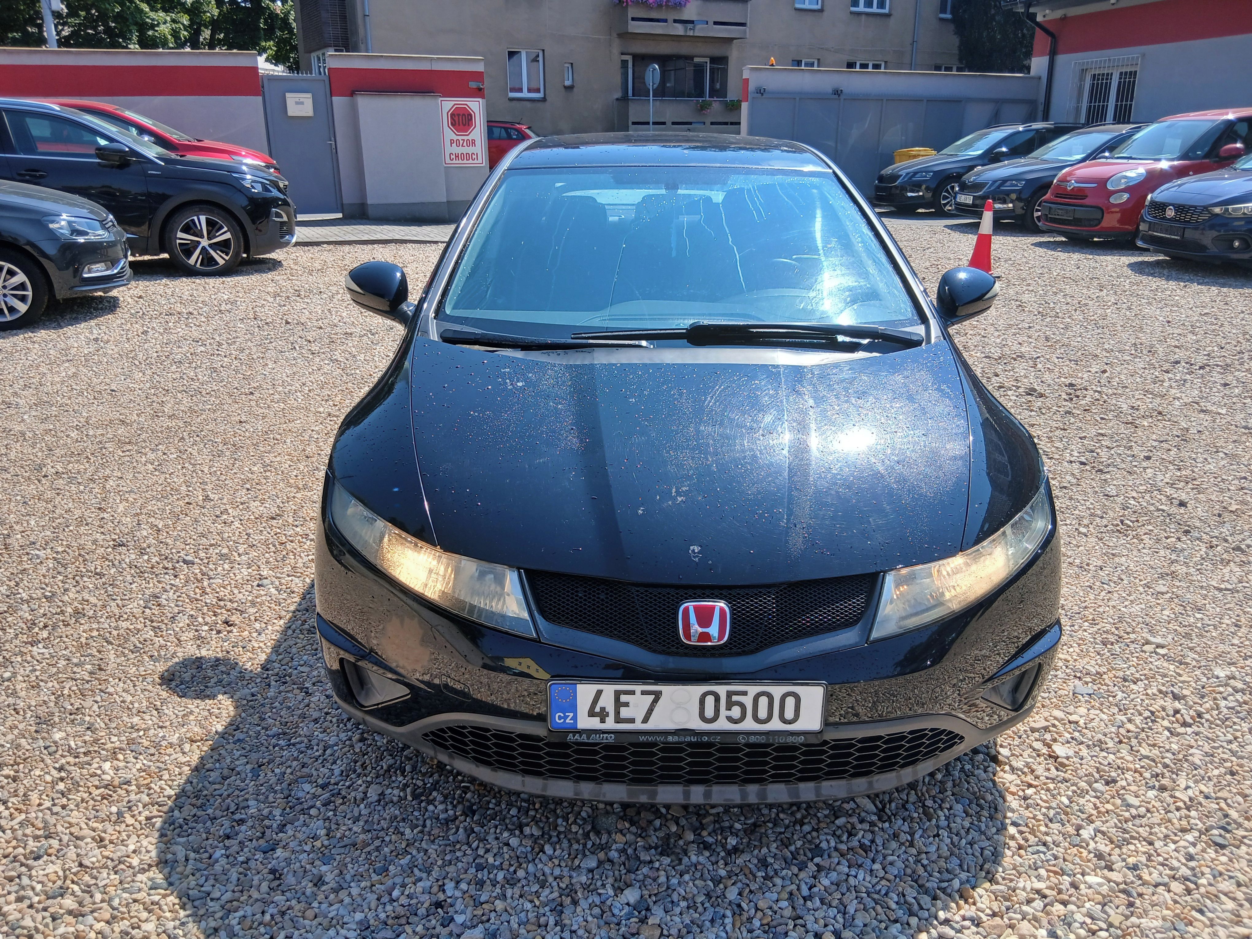 Honda Civic, 1.8i-VTEC 103KW Nové v ČR - fotka 2