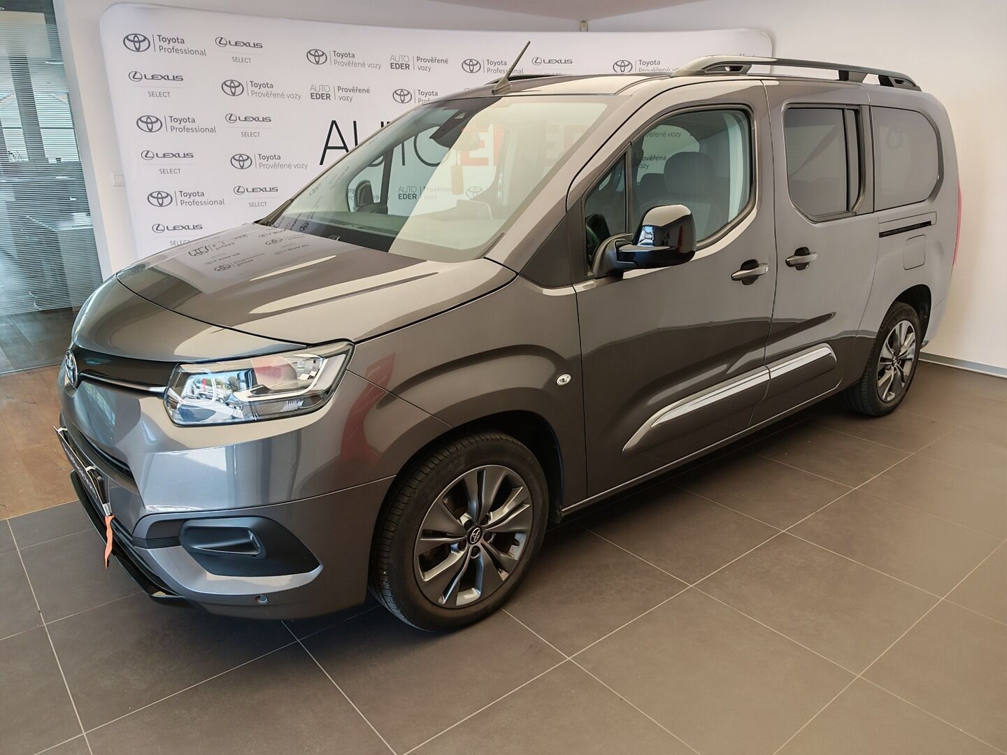 Toyota Proace City, 1.2T 110k  Family