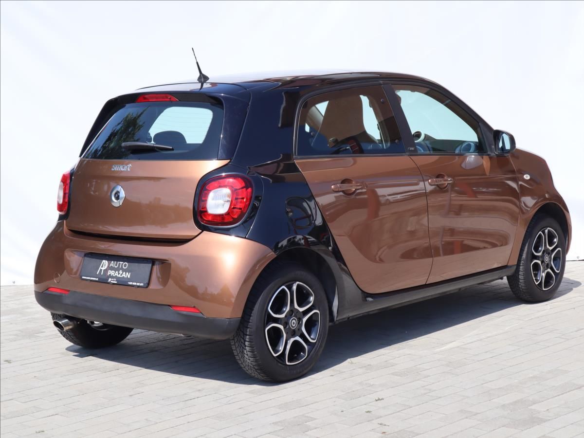 Smart Forfour, 1,0 i Prime, kamera, navi, 2 s - fotka 6