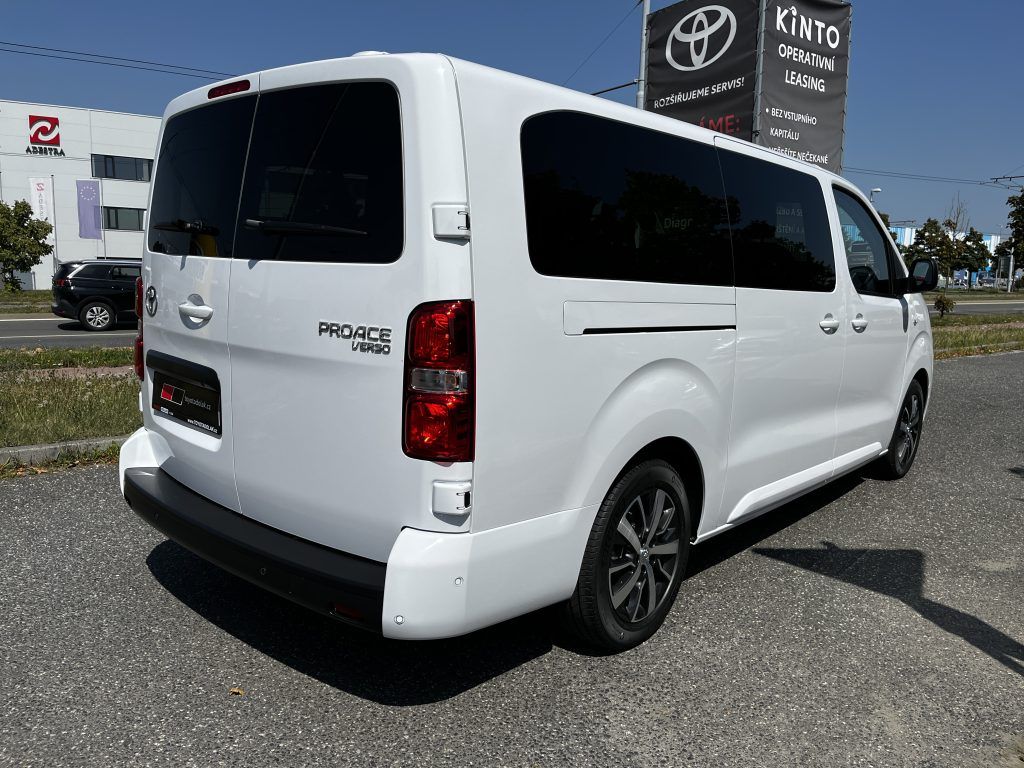 Toyota Proace Verso, 2.0D 140k 6MT Business Comfort - fotka 4