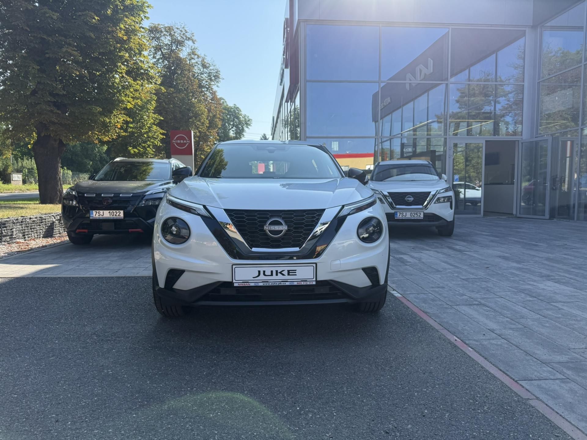 Nissan Juke, JUKE DIG-T 6MT N-CONNECTA + CP - fotka 2