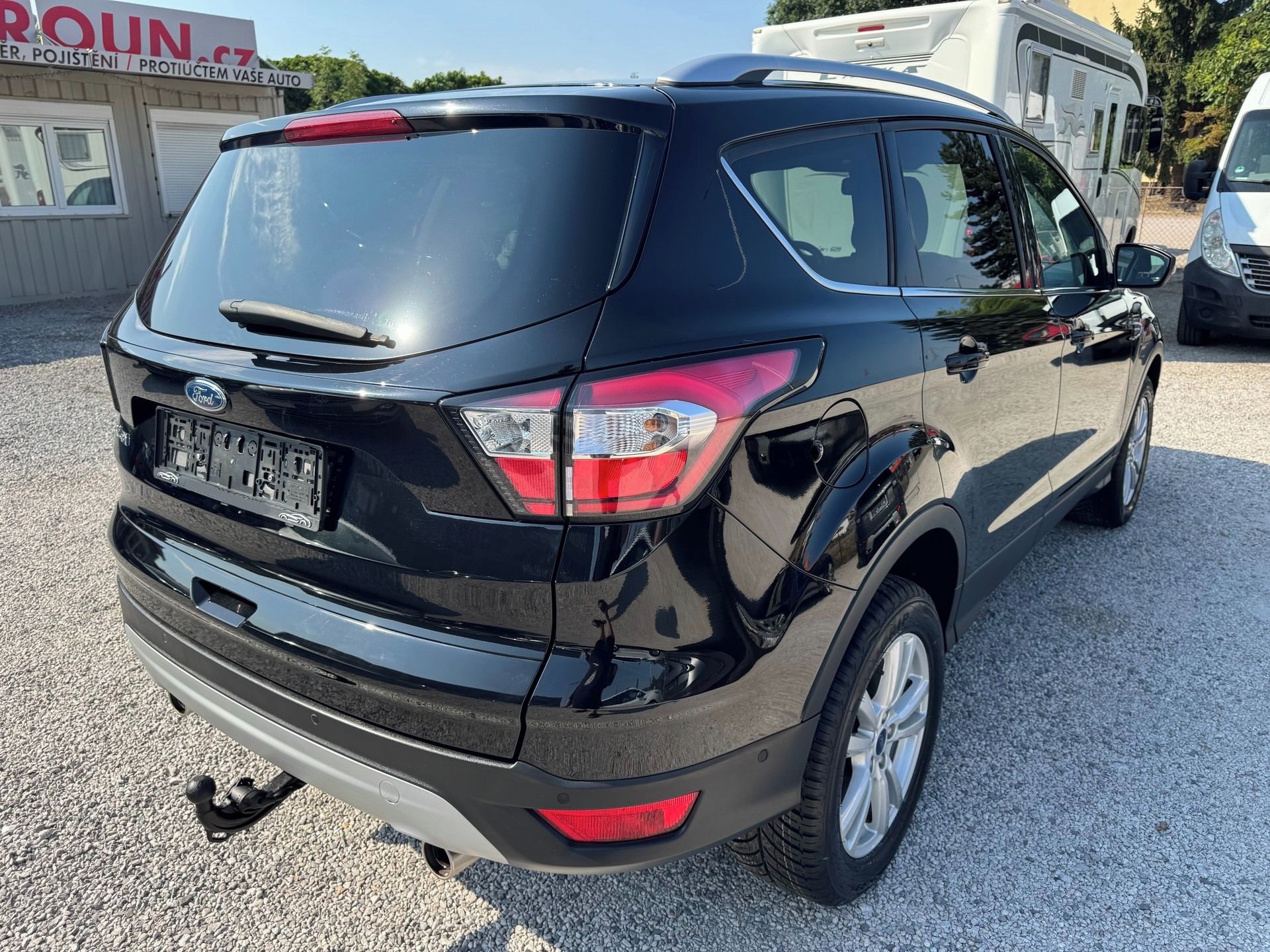Ford Kuga, 1,5 EcoBoost "Cool & Connect" - fotka 5