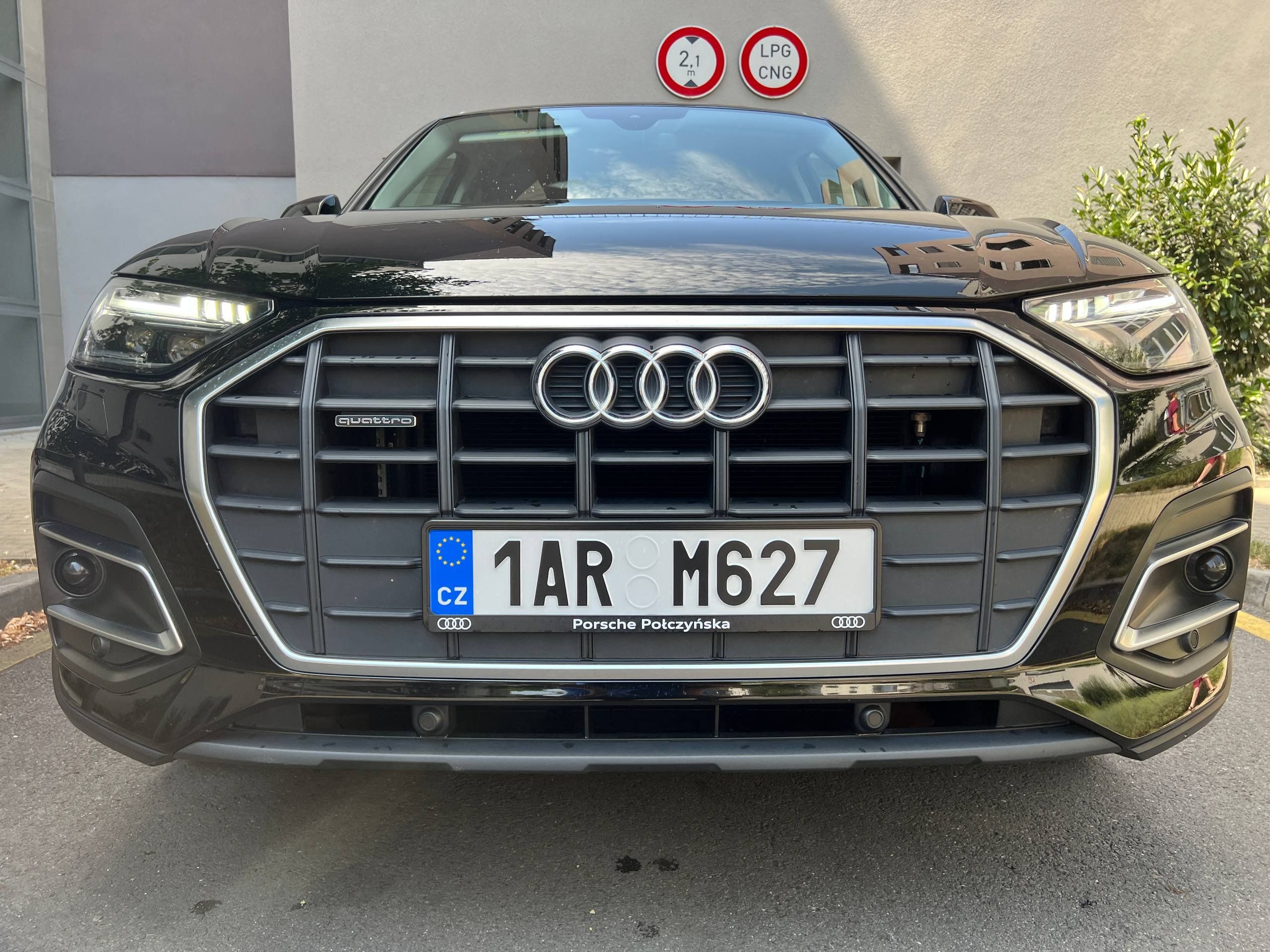 Audi Q5, 2.0 TDI - fotka 4