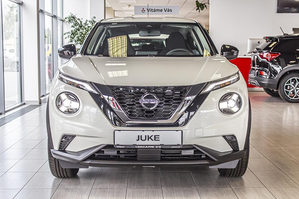 Nissan Juke, 1,0 DIG-T 2WD 7DCT N-CONNECTA - fotka 2
