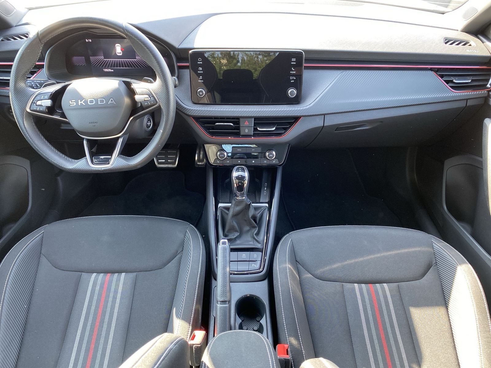 Škoda Kamiq, 1.5 TSI DSG Monte Carlo - fotka 5