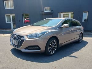 Hyundai i40, 1,6 CRDI KOMBI AUTOMAT, ČR