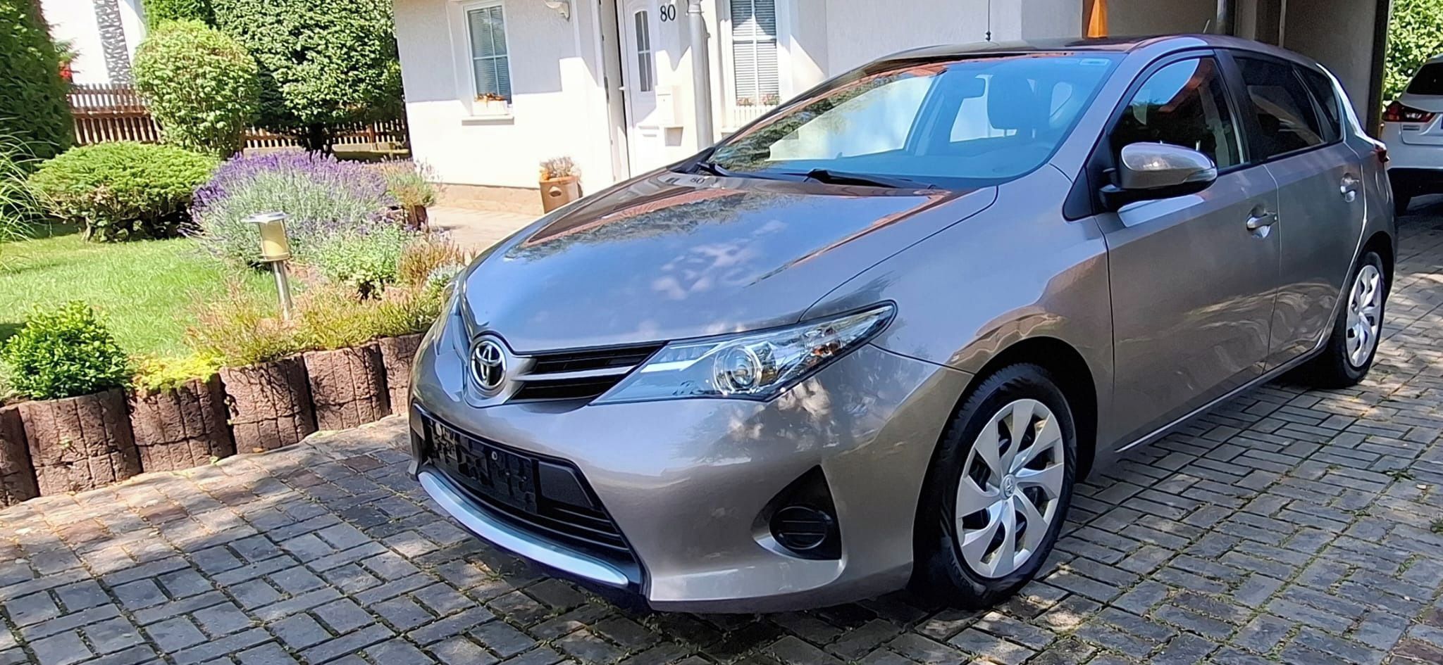 Toyota Auris, 1, 3vvti, 2013, 68000km - fotka 4