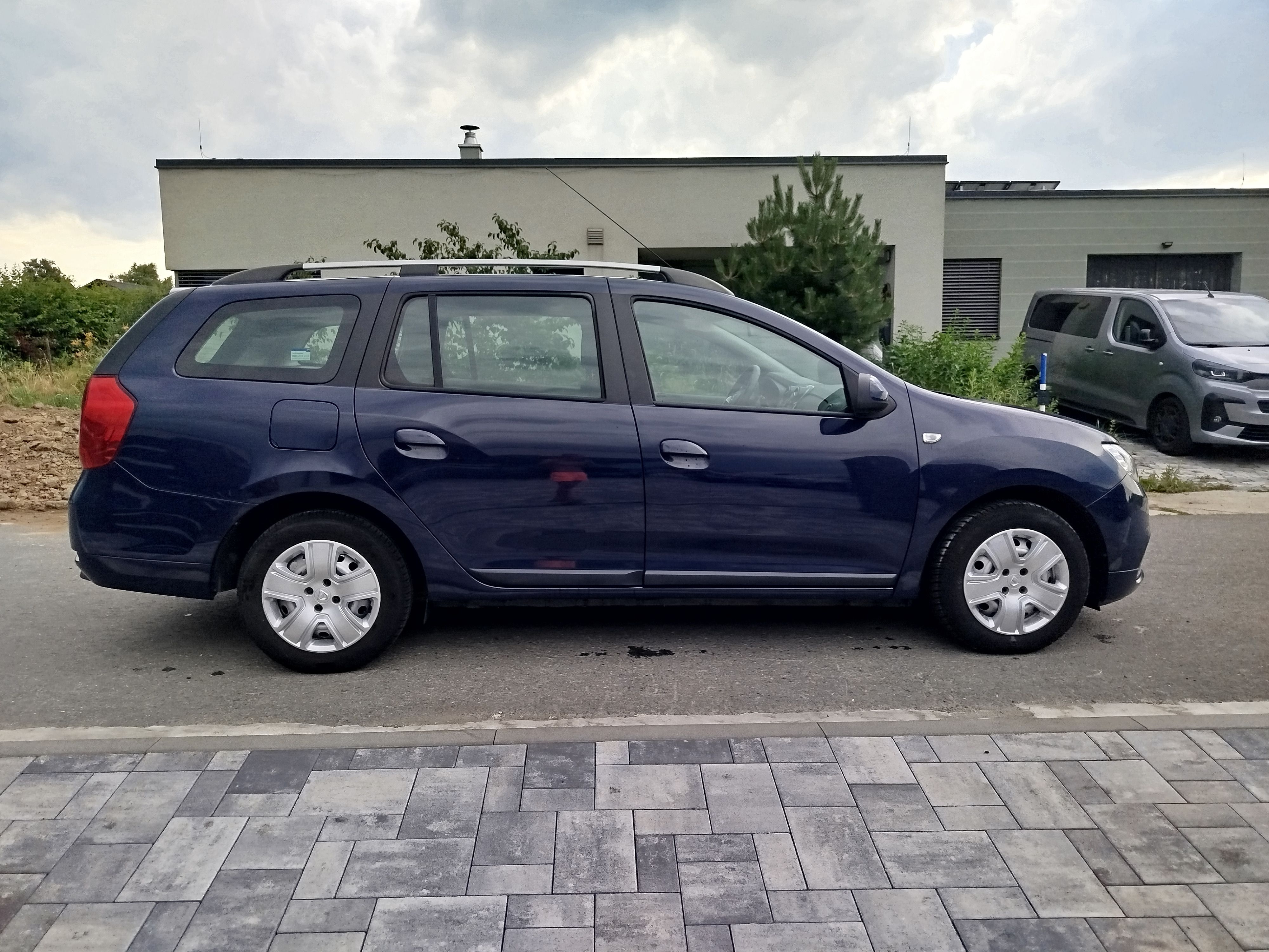 Dacia Logan, 1.2i54kw, Klima, park. senzory - fotka 6