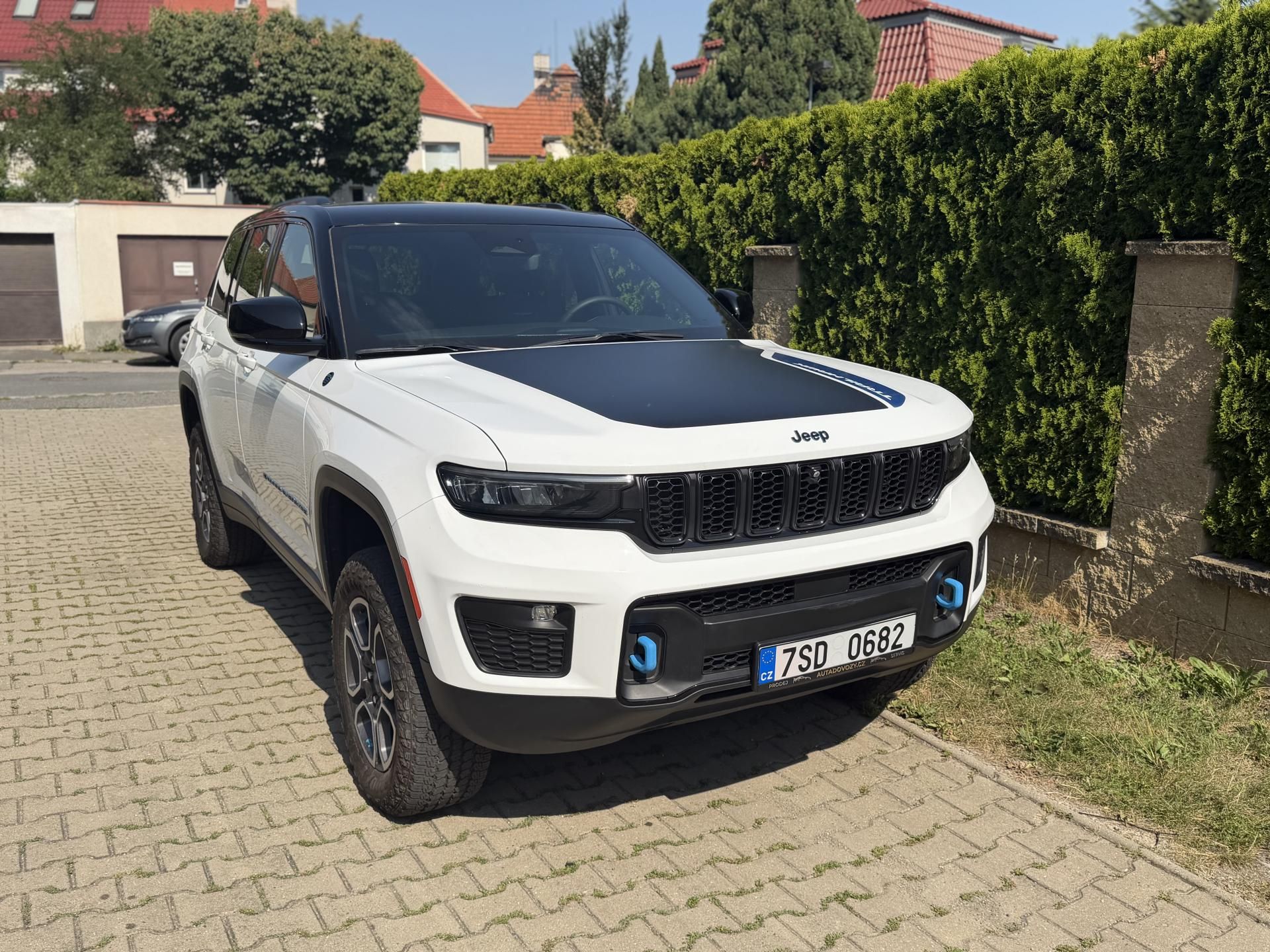Jeep Grand Cherokee, TRAILHAWK 4XE, MAX VÝBAVA-TOP - fotka 2