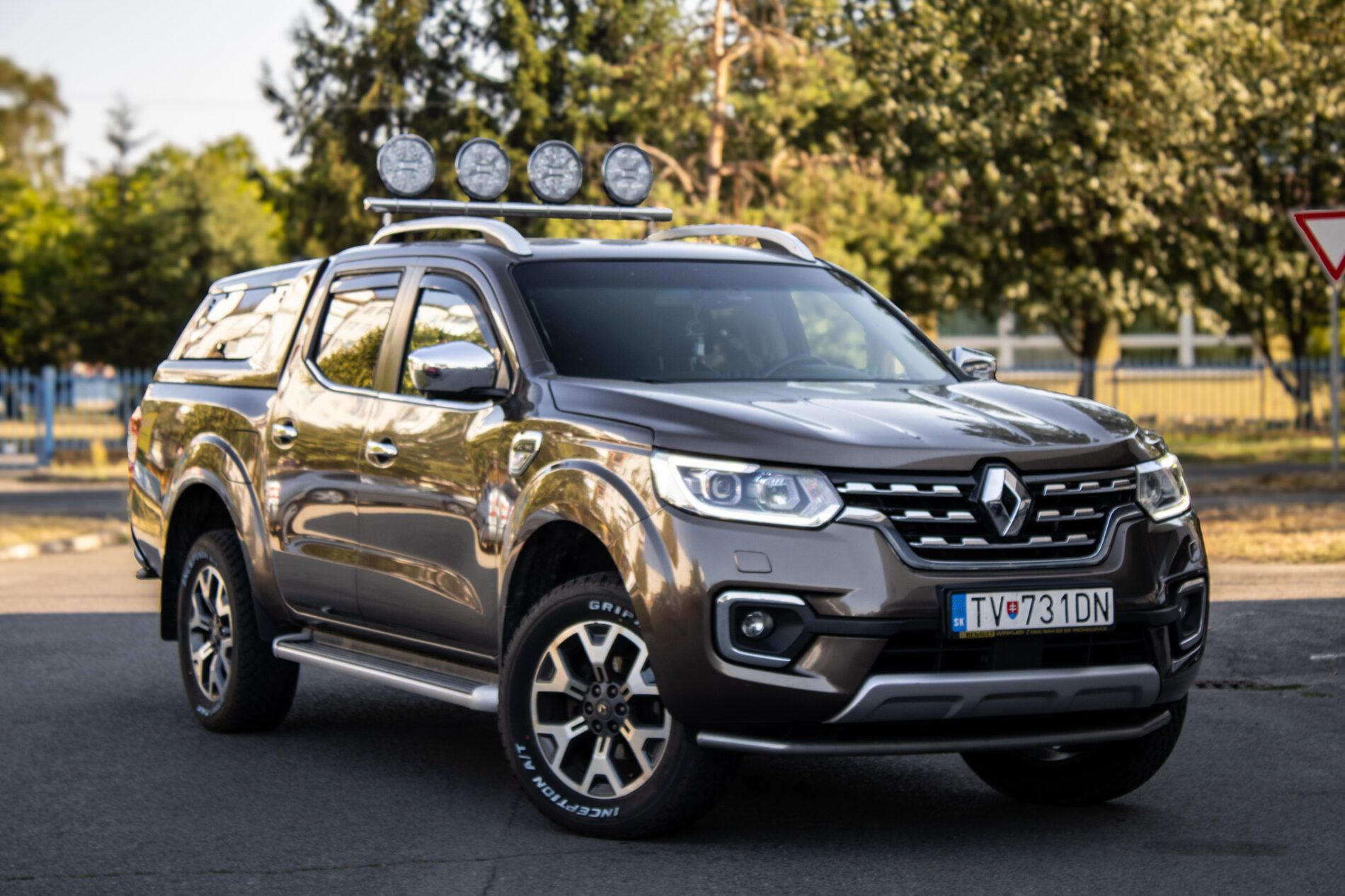 Renault Alaskan - fotka 3