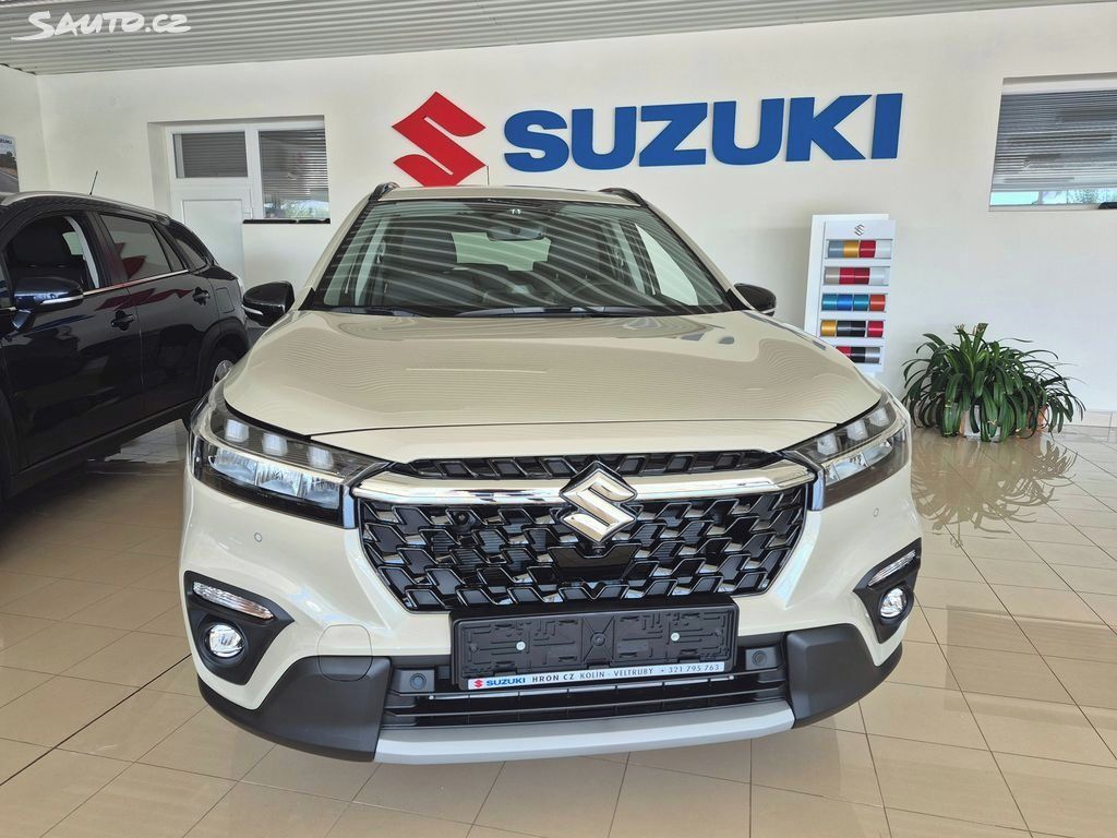 Suzuki S-Cross, 1,4 Elegance Black Edition - fotka 2