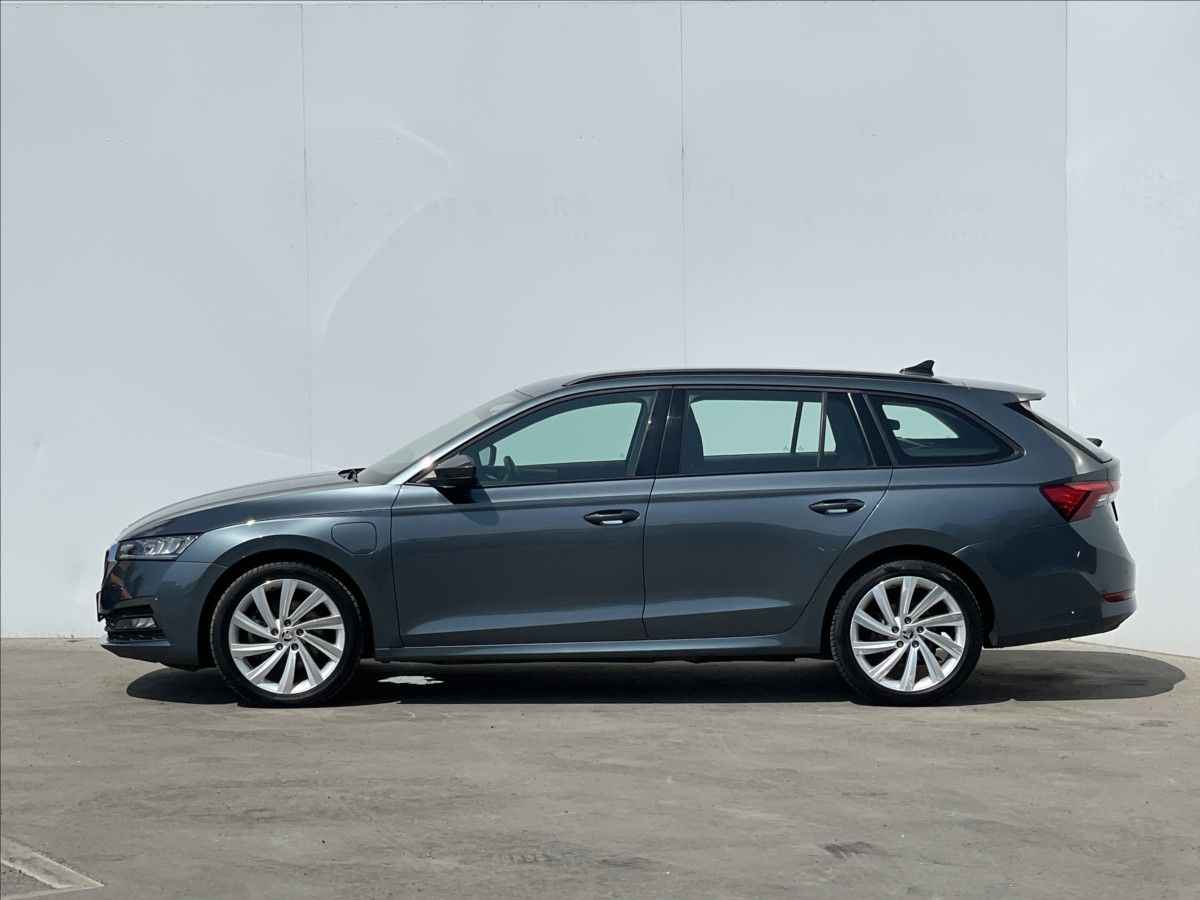 Škoda Octavia, 1,4 TSI DSG Combi Ambition  iV - fotka 2