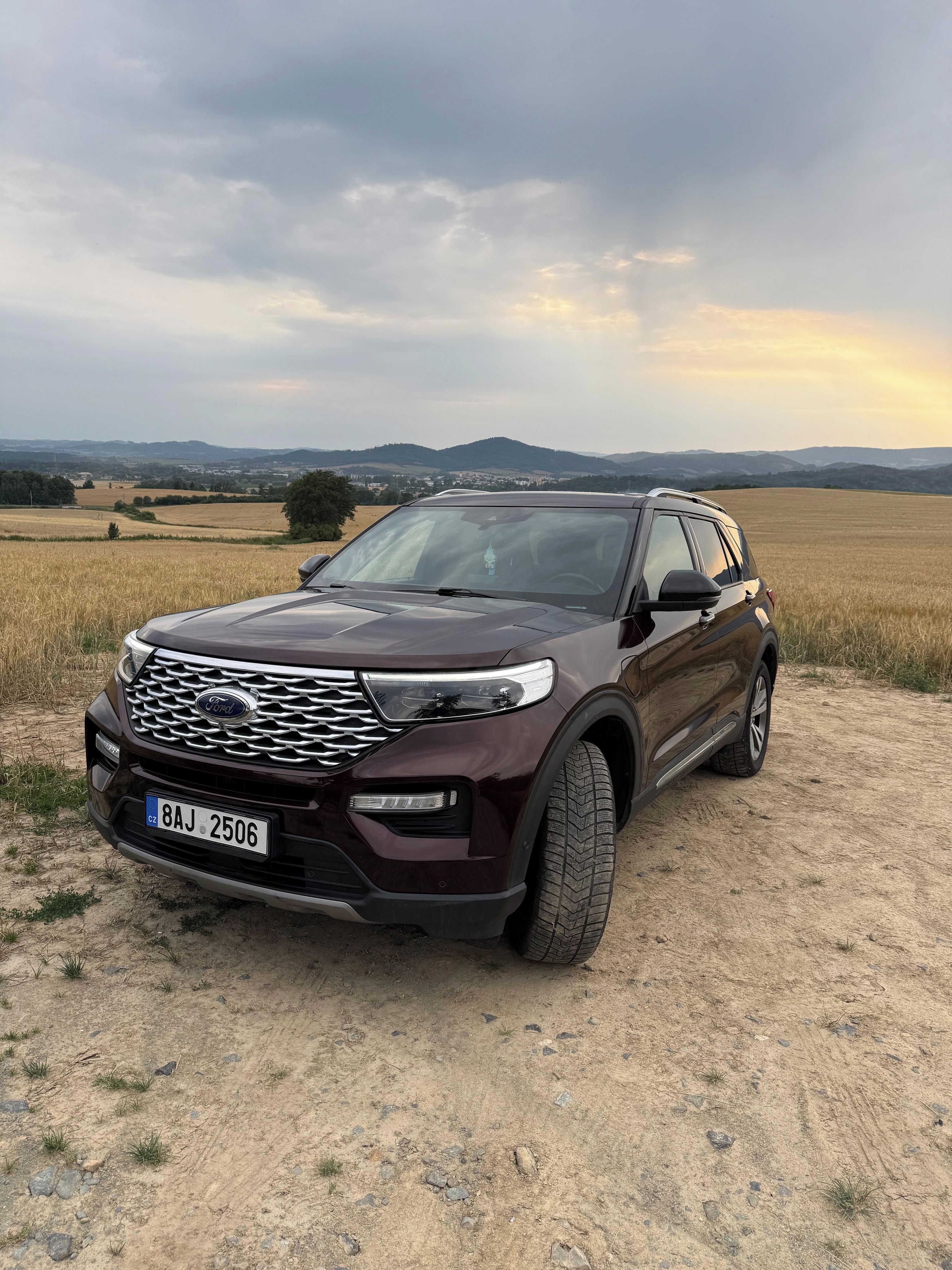 Ford Explorer, 3.0 V6 Hybrid 336KW 4x4 SUV