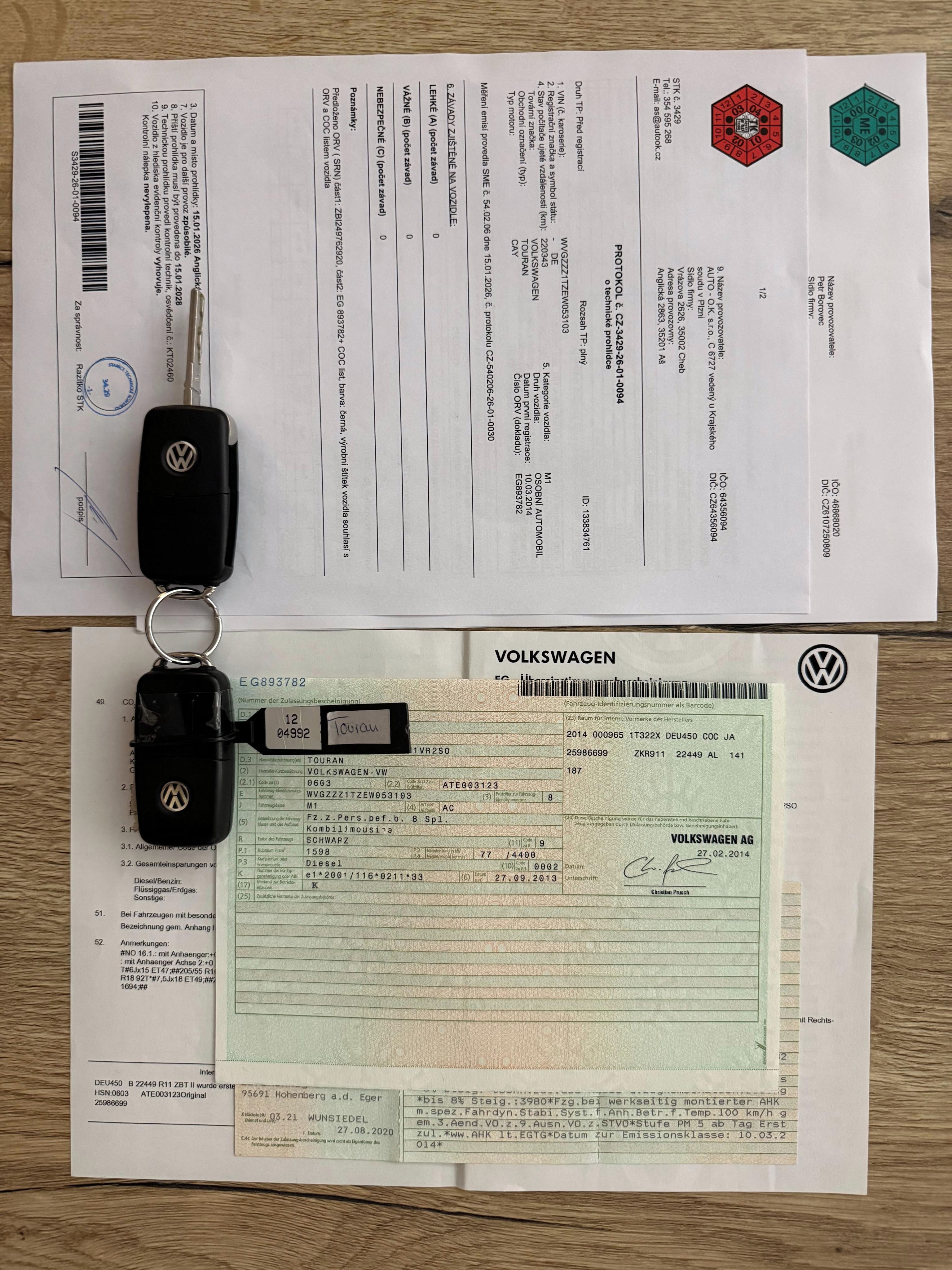 Volkswagen Touran, nová STK, servis jen VW - fotka 6