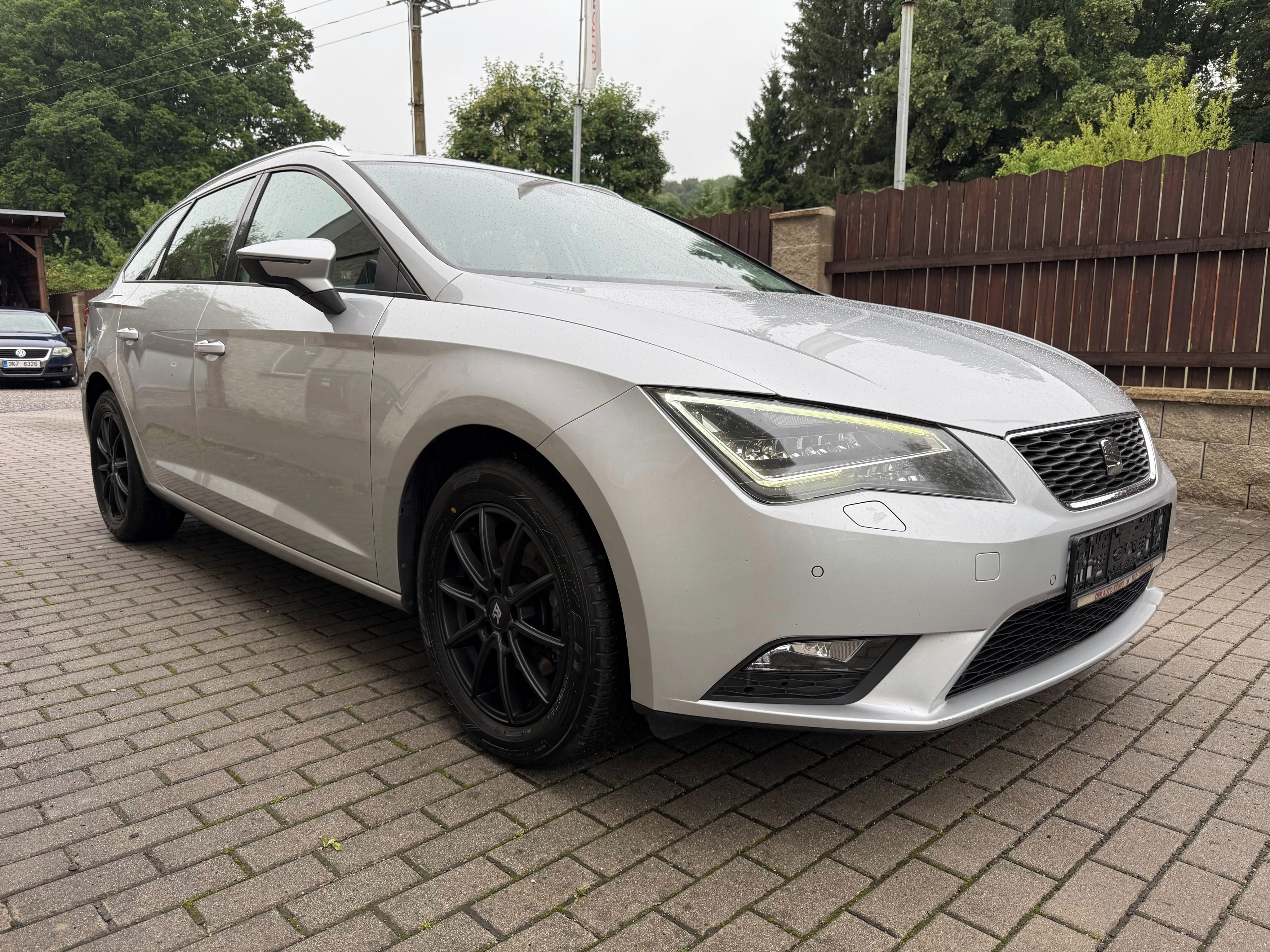 Seat Leon, 2.0 TDI 110 kW, servis Seat - fotka 2