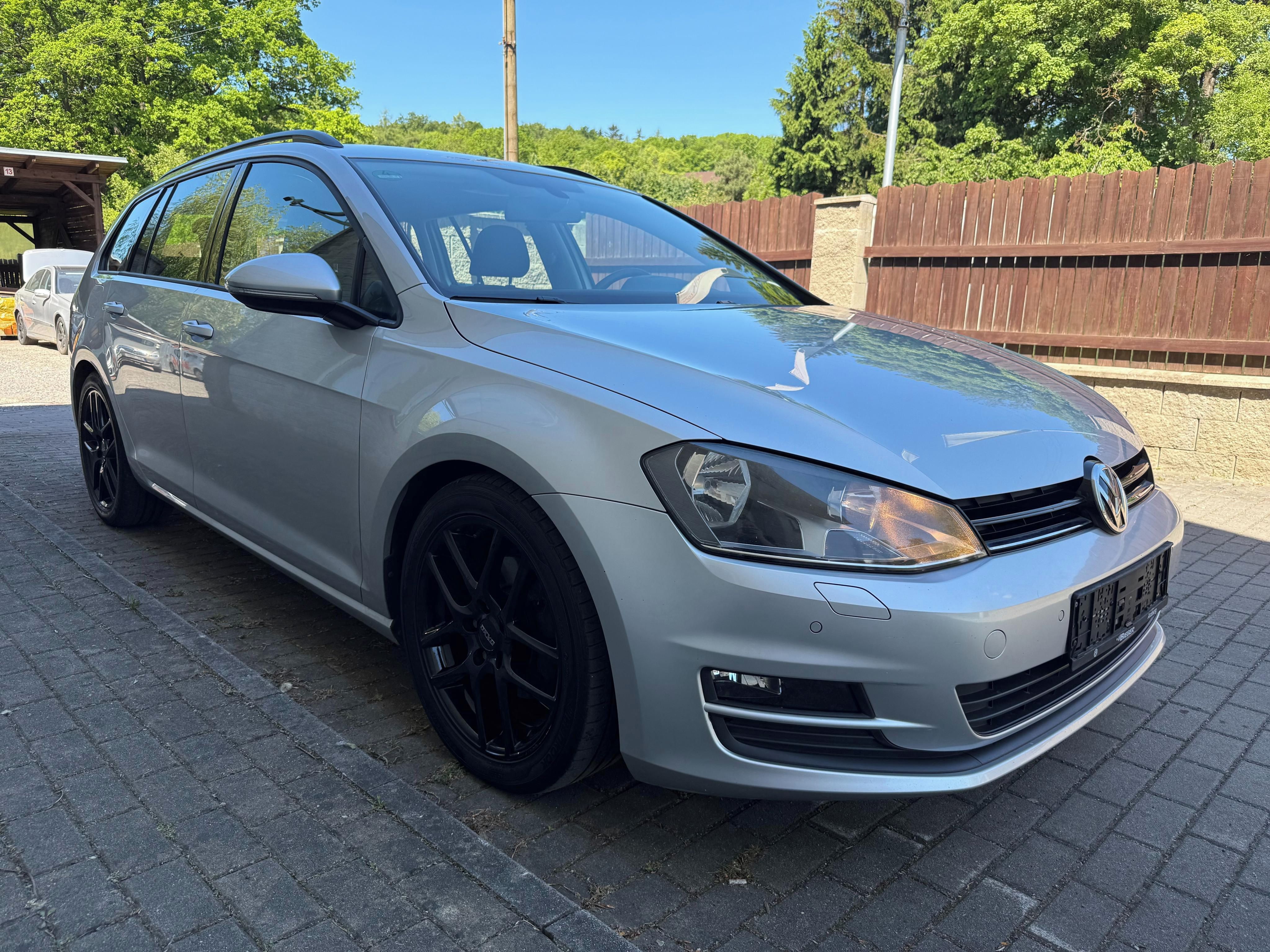 Volkswagen Golf, 1.6 TDI, nová STK, servis VW - fotka 3