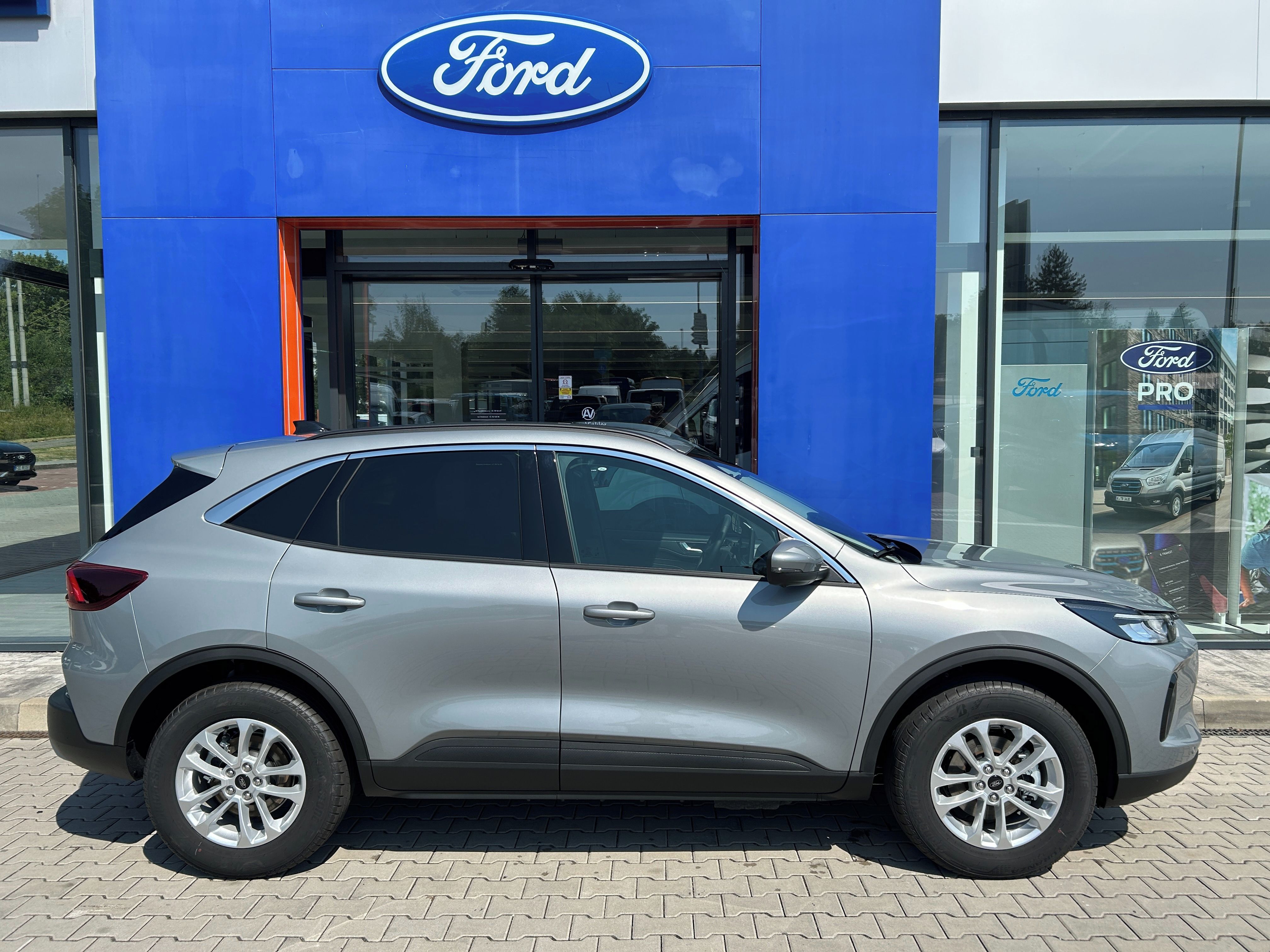 Ford Kuga, Top Edition 2.5 PHEV 178kW - fotka 4