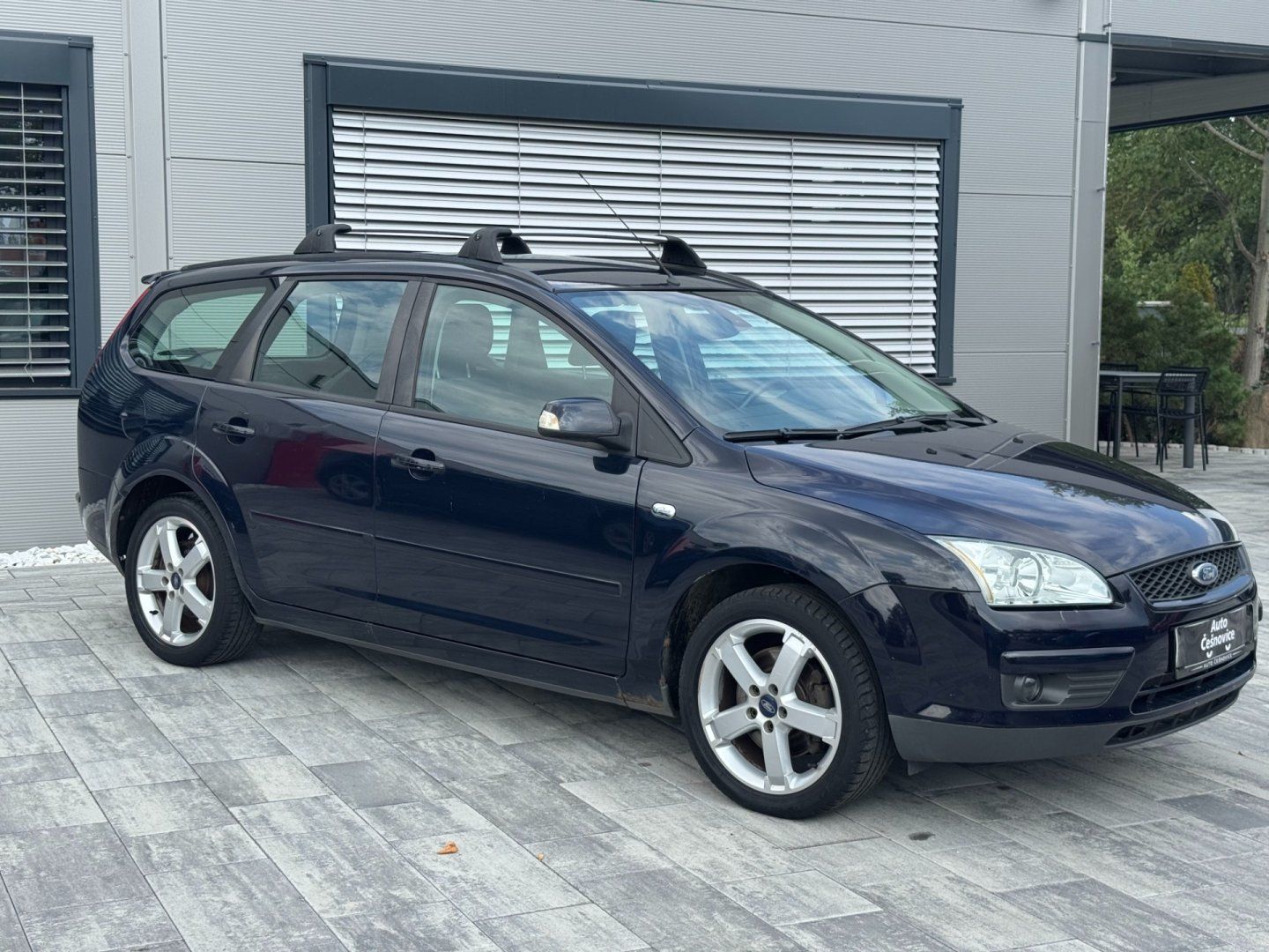 Ford Focus, Ghia 2.0i 107kW - fotka 3