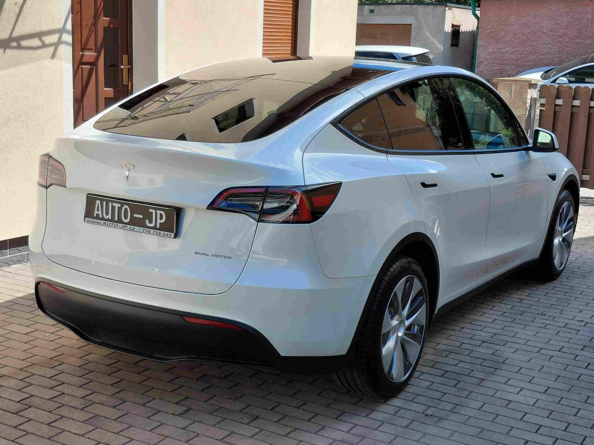 Tesla Model Y, AWD Long Range    PŘIPRAVUJEME - fotka 3