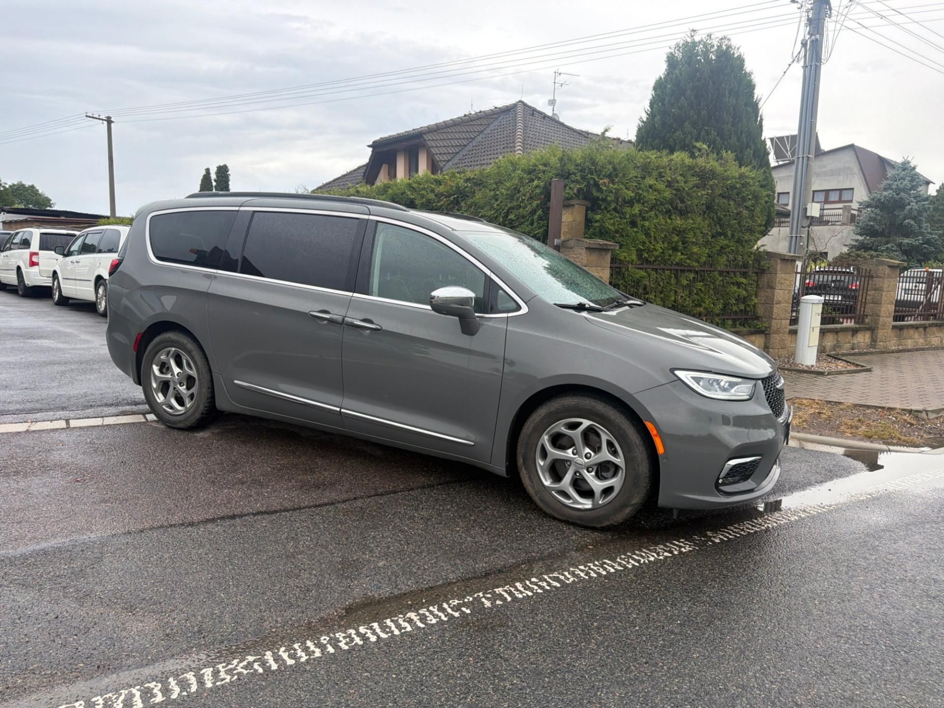 Chrysler Pacifica, 3,6 RU Limited Radar 360 2022