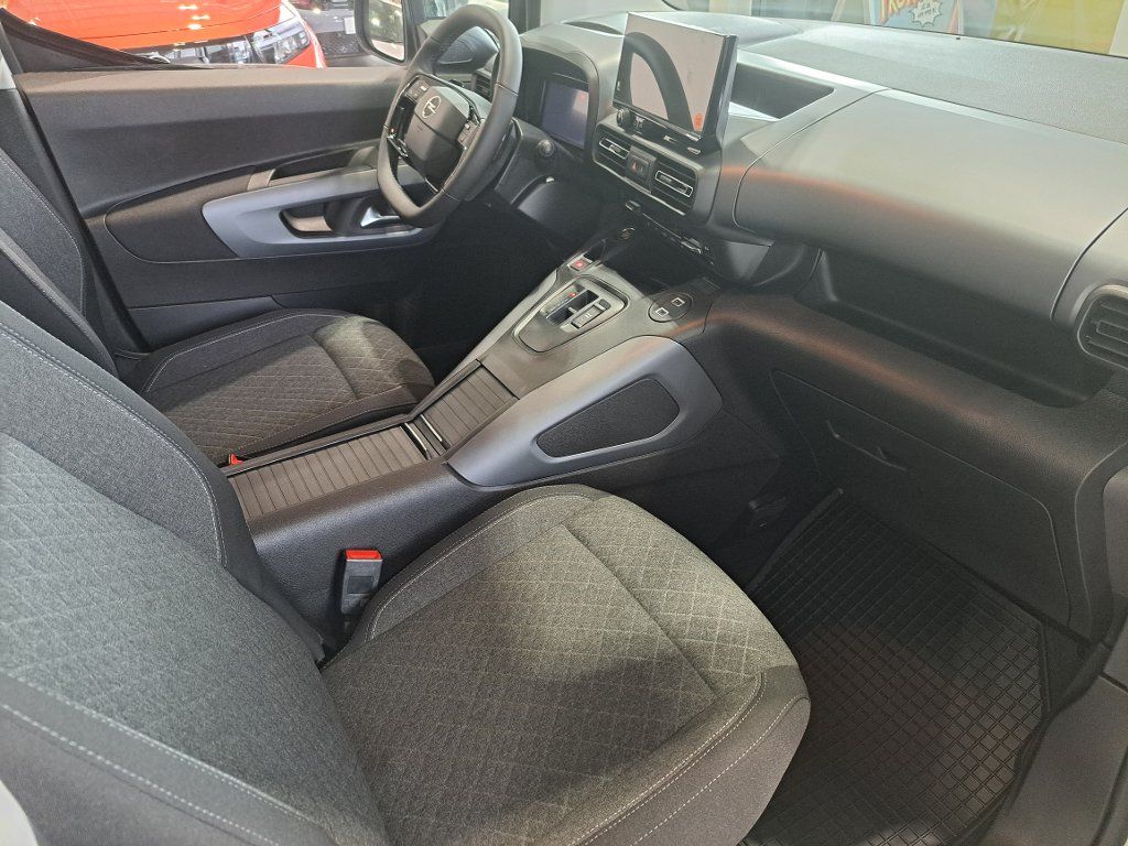 Opel Combo, Elegance Plus XL AT8- 7 míst - fotka 6