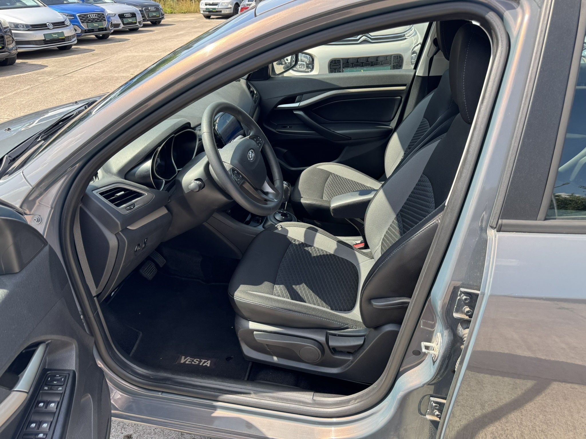 Lada Vesta, 1.6i 78 kW Automat - fotka 6
