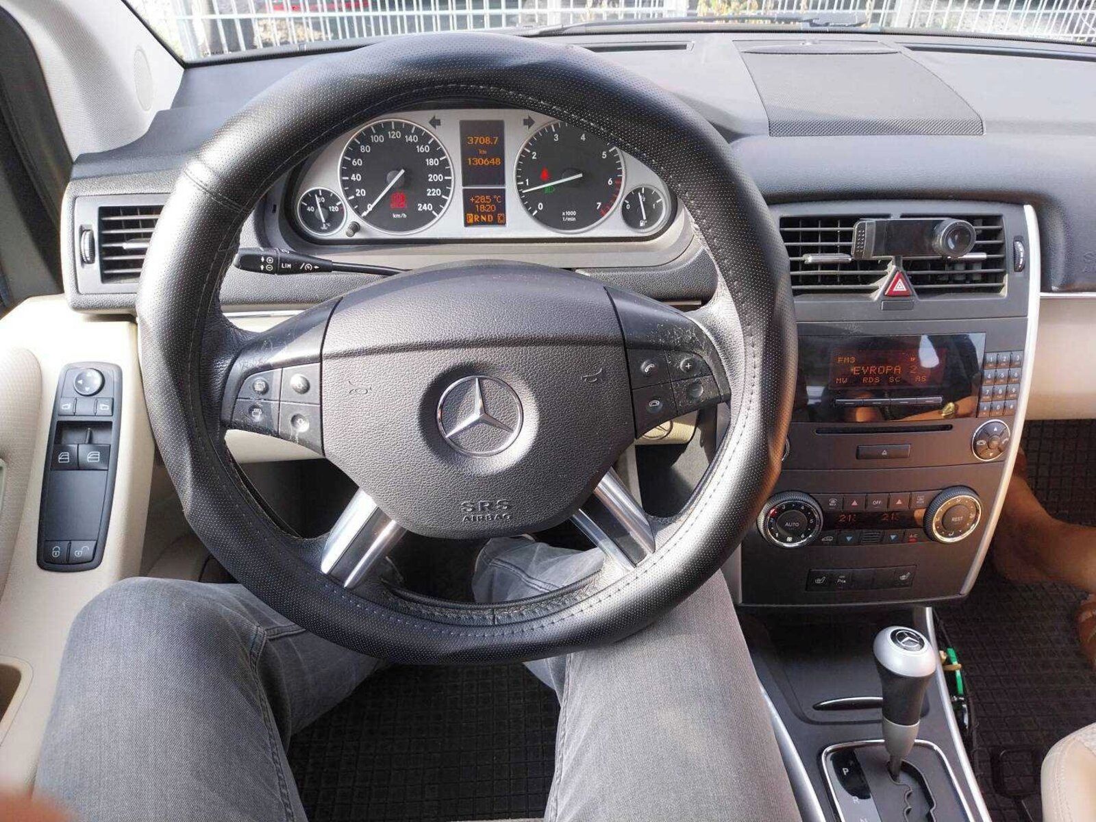 Mercedes-Benz Třídy B, 170, Automat, Kožené sedačky - fotka 3