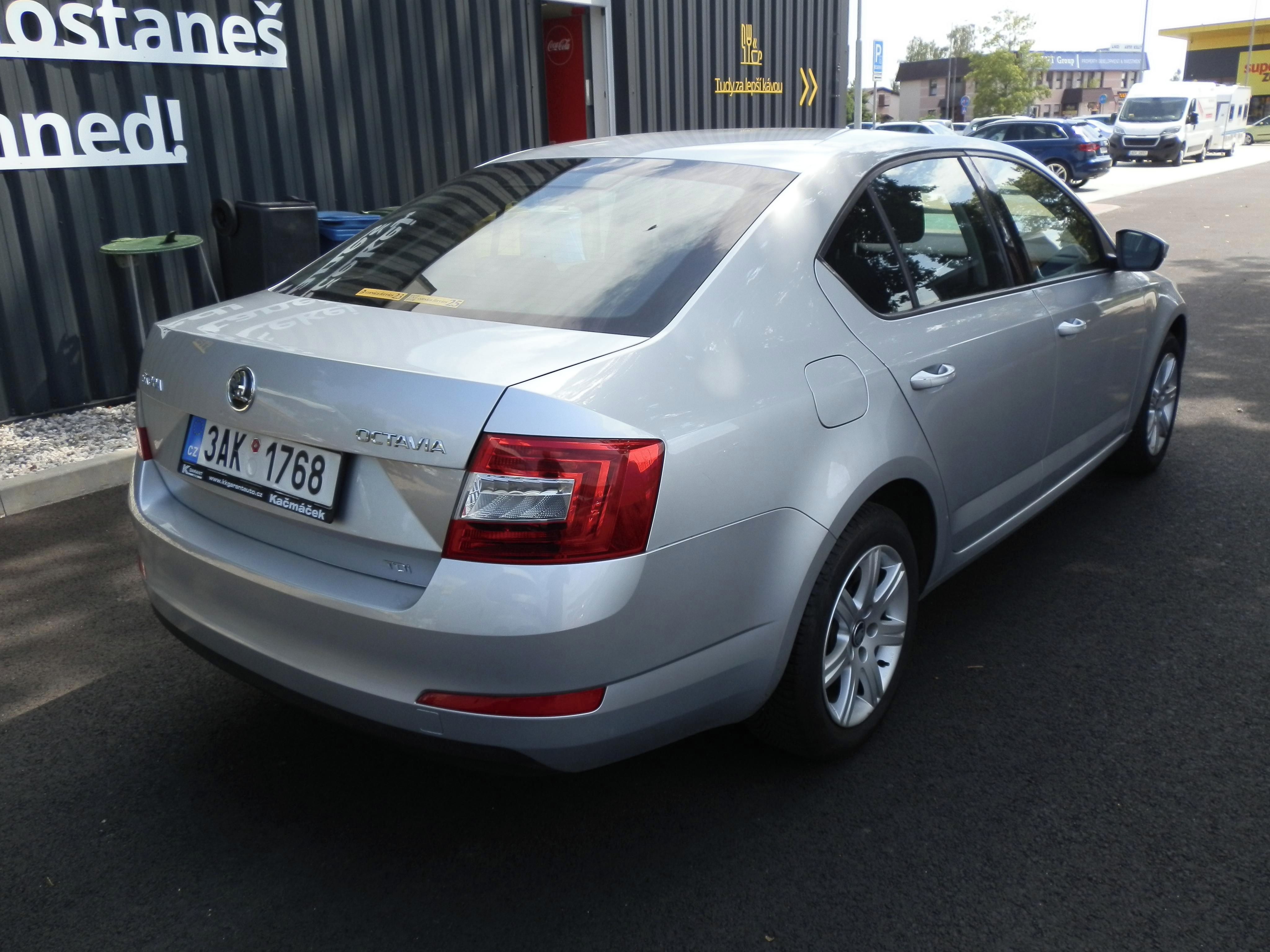 Škoda Octavia, 1,6 TDi - fotka 5