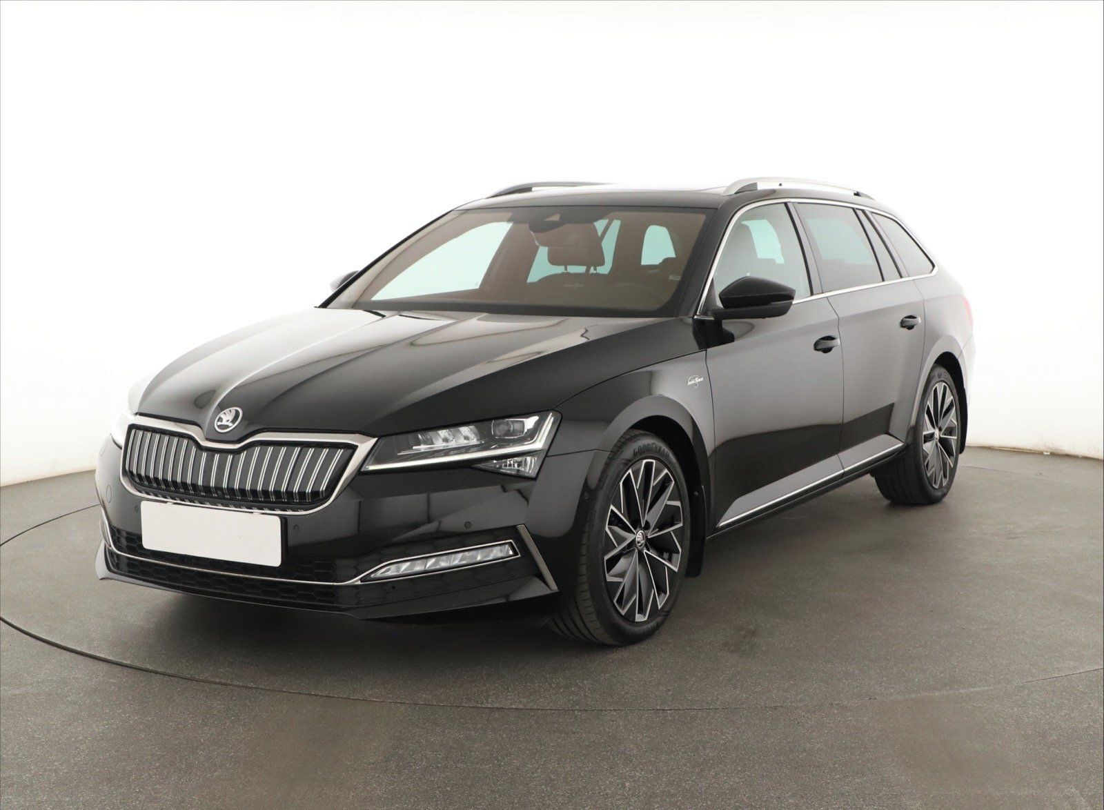 Škoda Superb, iV 1.4 TSI PHEV - fotka 2
