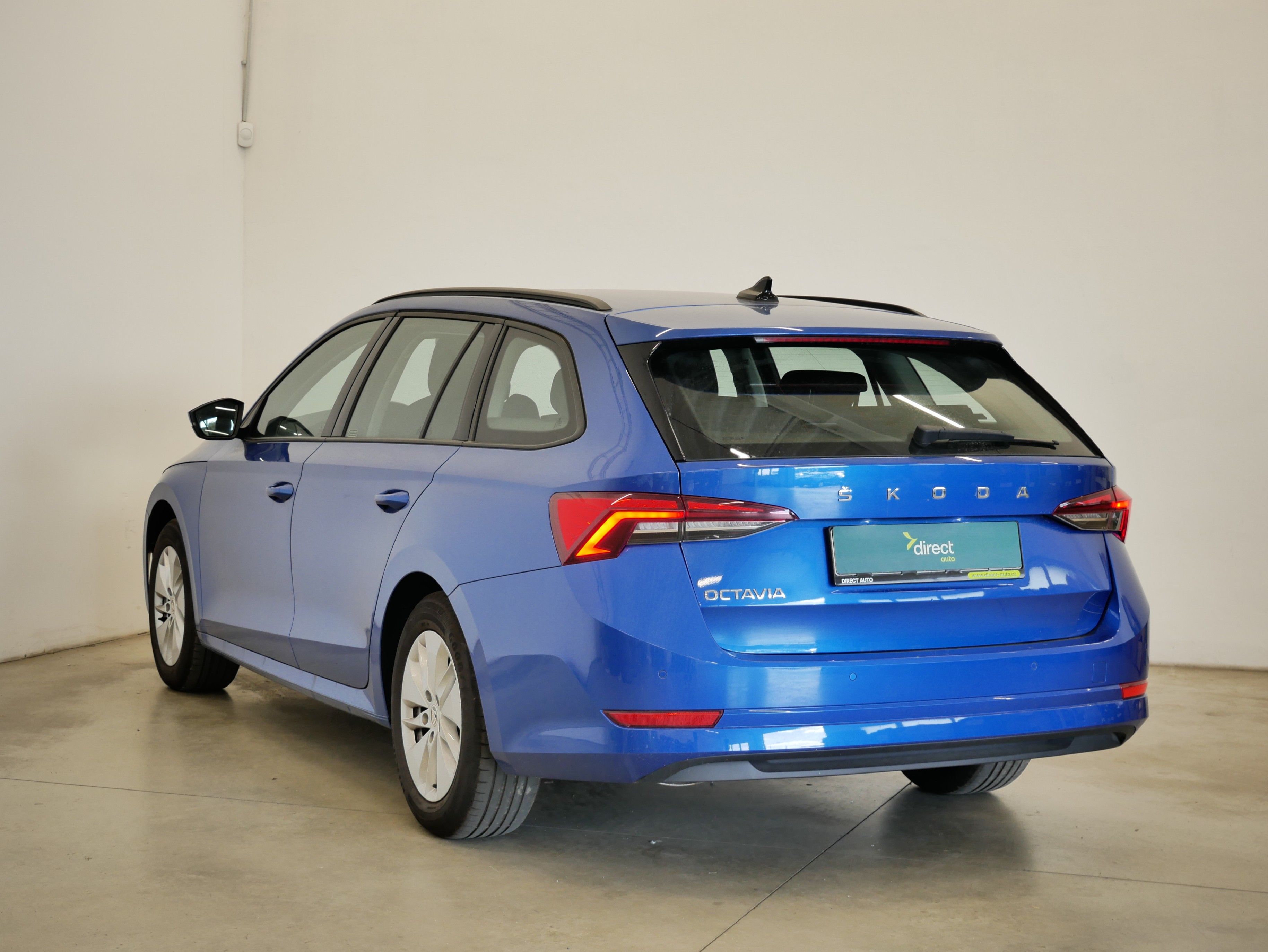 Škoda Octavia, 2.0 TDI 85 kW Ambition+ - fotka 3