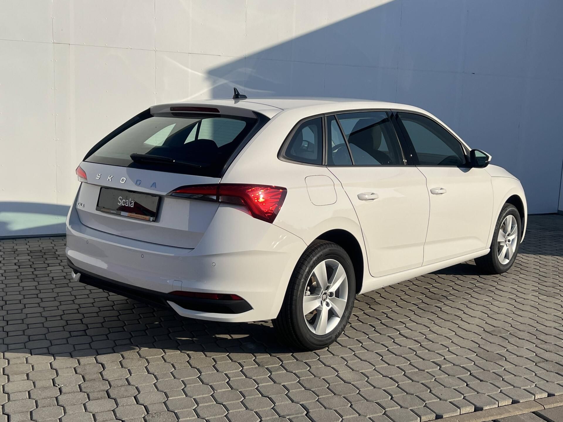 Škoda Scala, Classic 6MP 1,0TSI - fotka 5