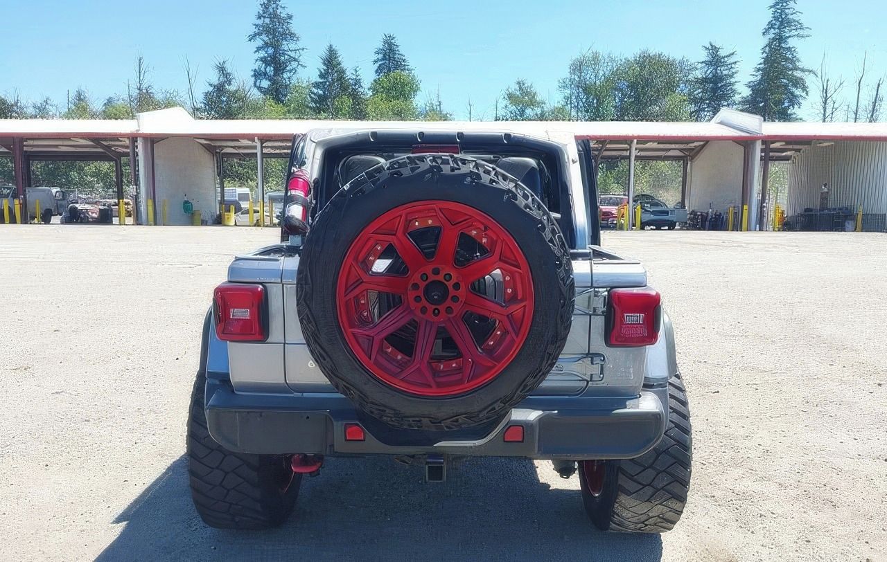 Jeep Wrangler, Auto na cestě - fotka 6