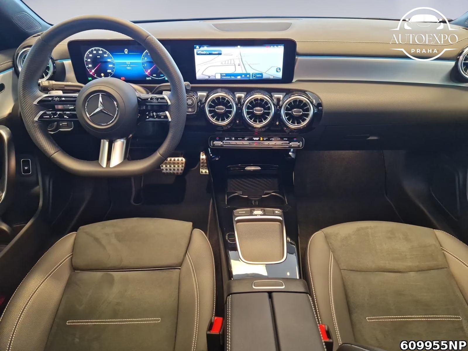 Mercedes-Benz CLA, 200 AMG Night*Panorama - fotka 5