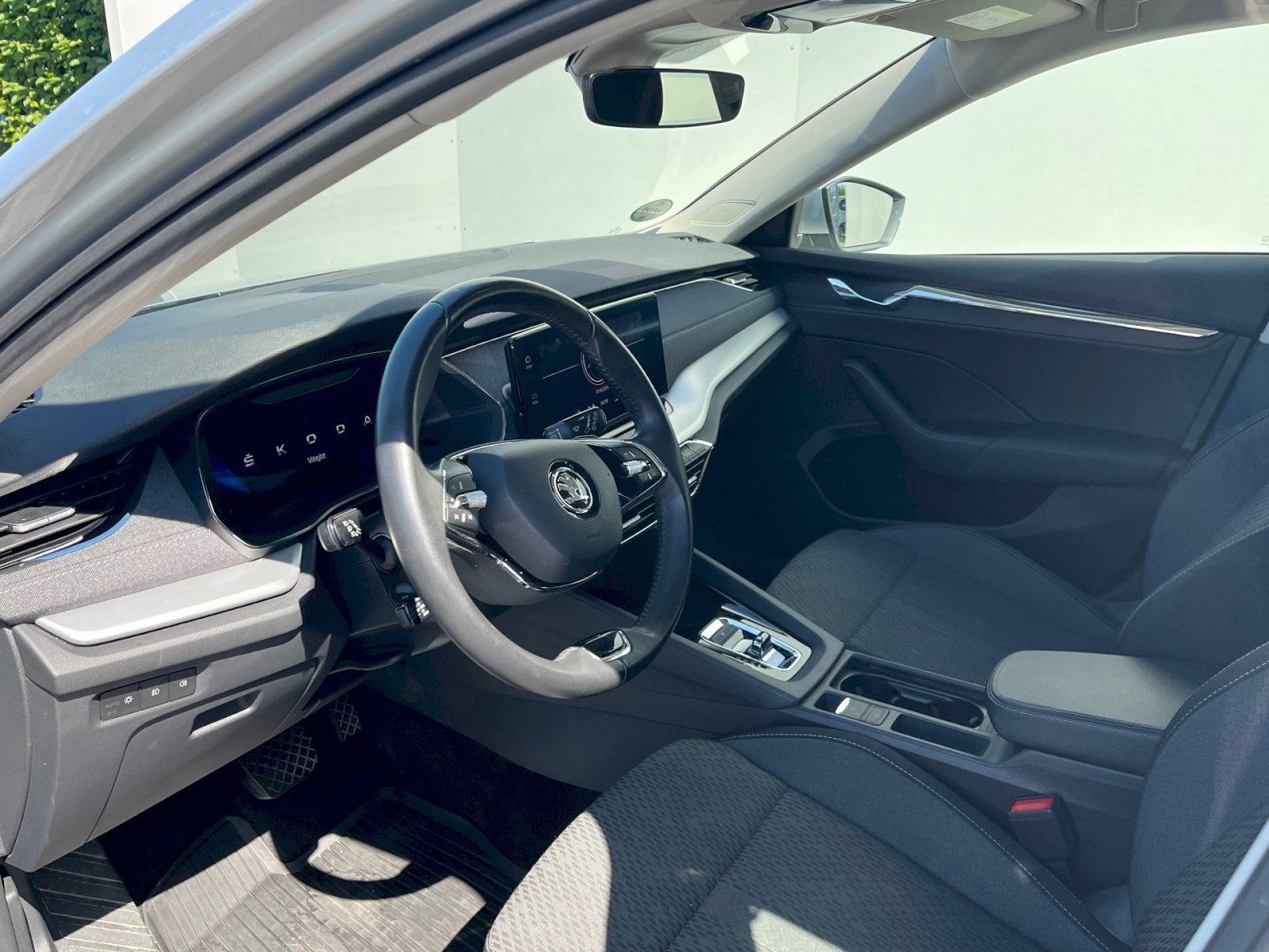 Škoda Octavia, 2.0 TDI 85kW DSG Style Combi - fotka 6