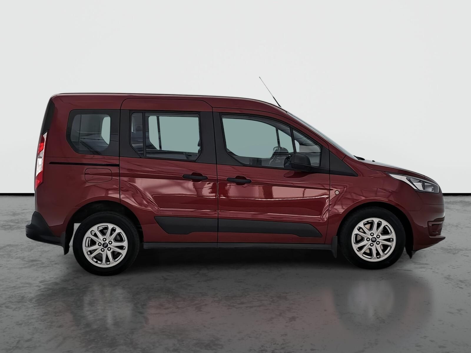 Ford Tourneo Connect, 1.0 EcoBoost, 5Míst, Klima, ČR - fotka 6