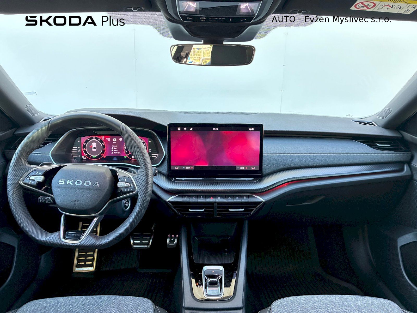 Škoda Octavia, OCTAVIA Sportline 1.5TSI 110kW - fotka 5