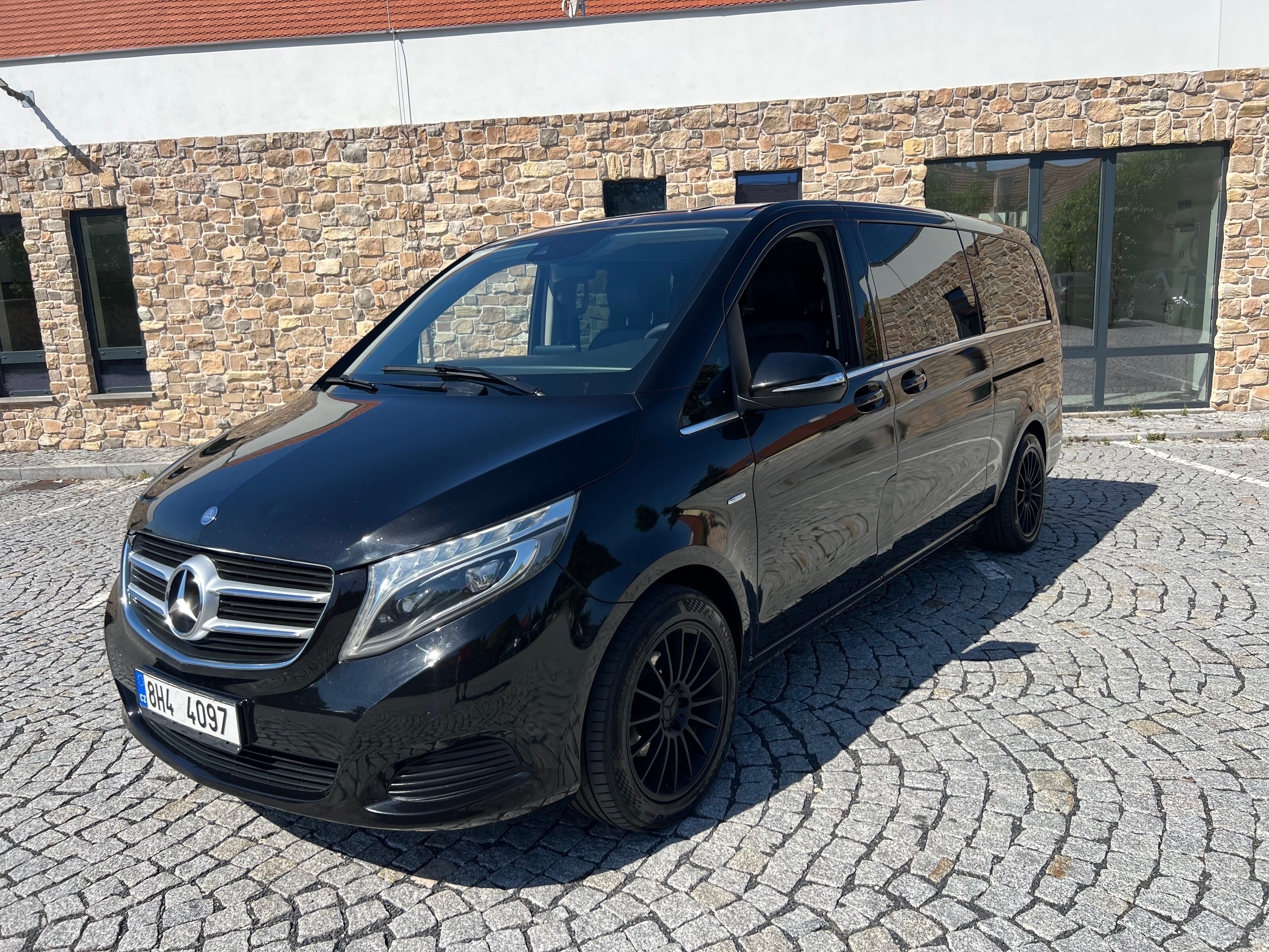 Mercedes-Benz Třídy V, Mercedes v220d w447 Extra long