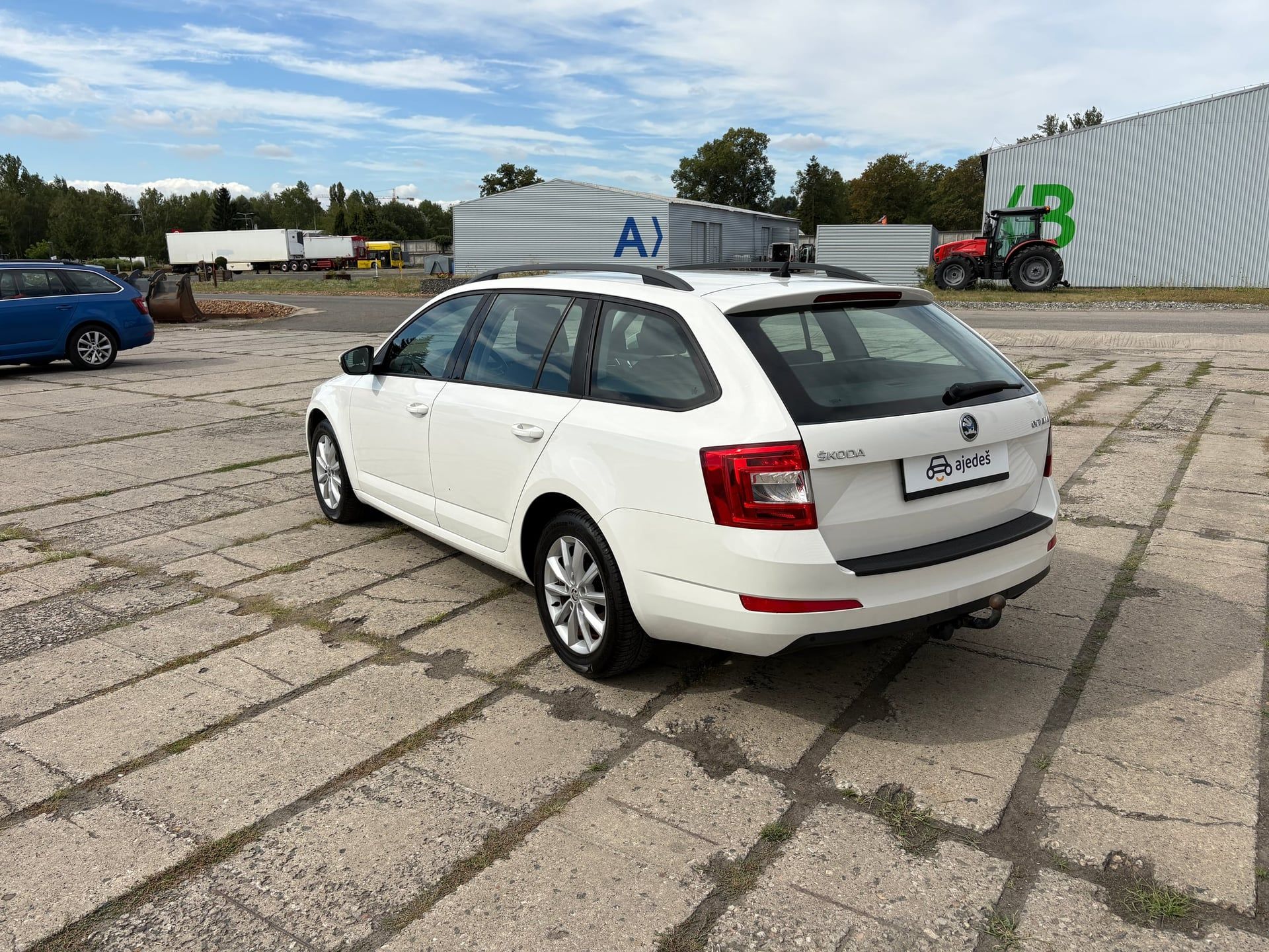 Škoda Octavia, 1.6 TDI/Combi/Active/servis - fotka 6