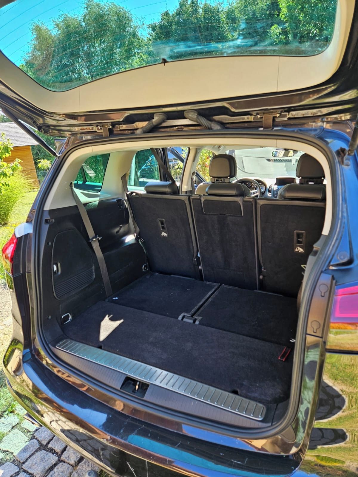 Opel Zafira, Tourer, 2.0 CDT, 121kW - fotka 6