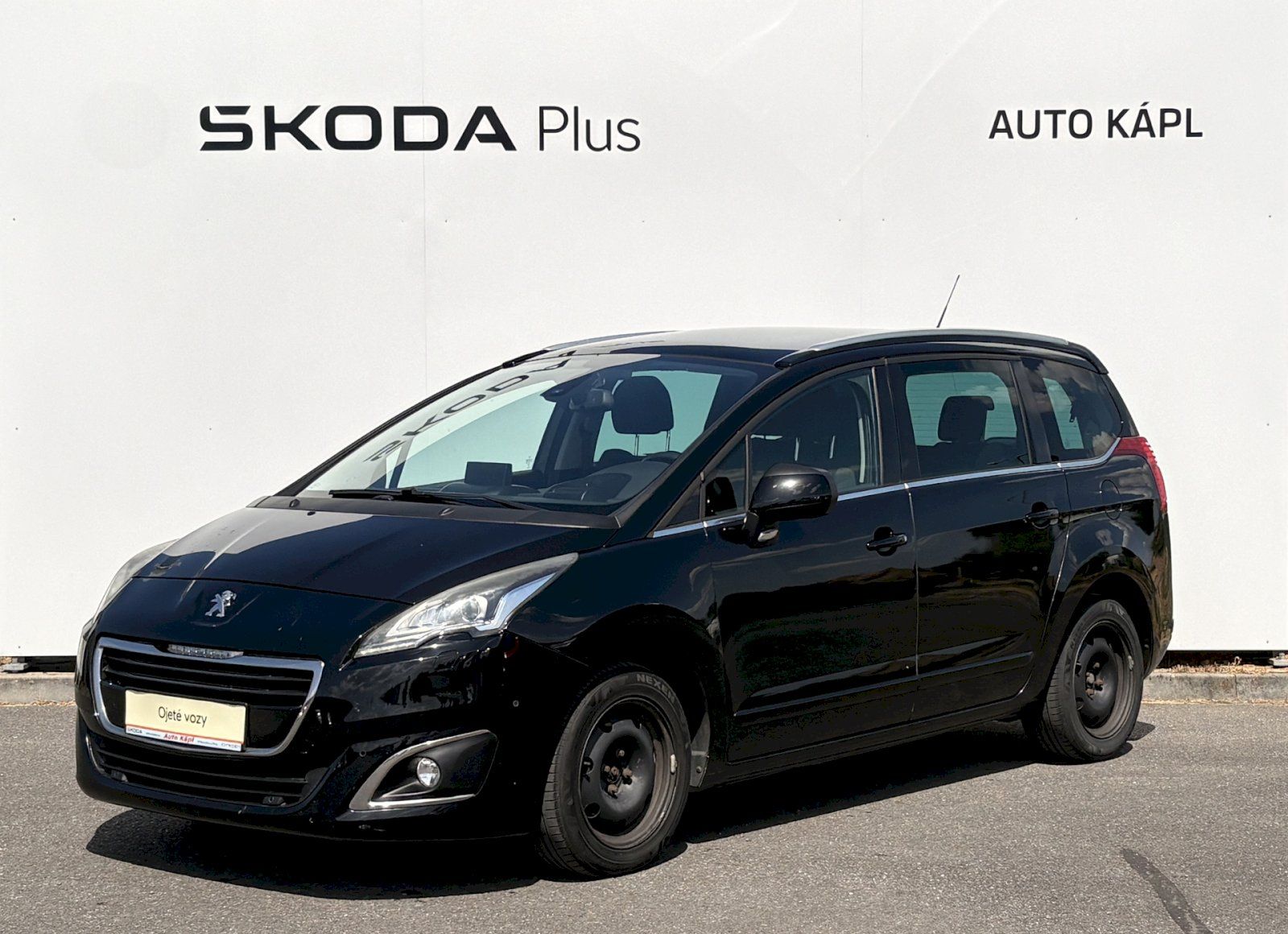 Peugeot 5008, BlueHDI 84 kW AT Allure PANO -
