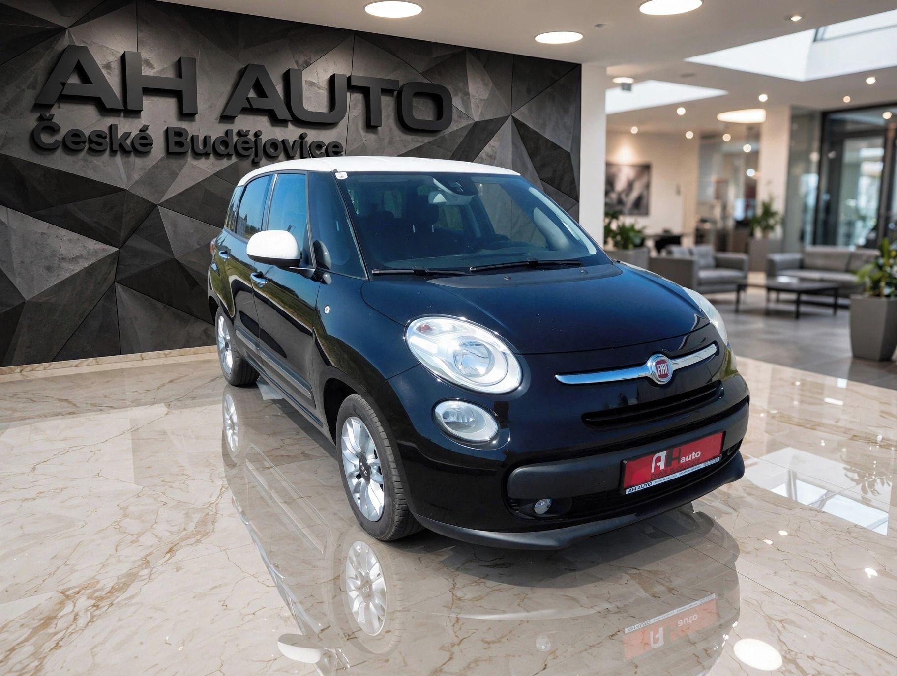 Fiat 500L, 1.6 JTD Living, 77 kW. 7.Míst - fotka 2