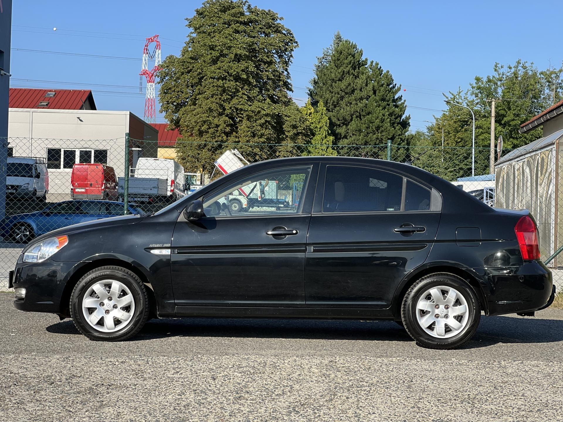 Hyundai Accent, 1.5CRDi KLIMA TÁŽNÉ PŮVOD ČR - fotka 4