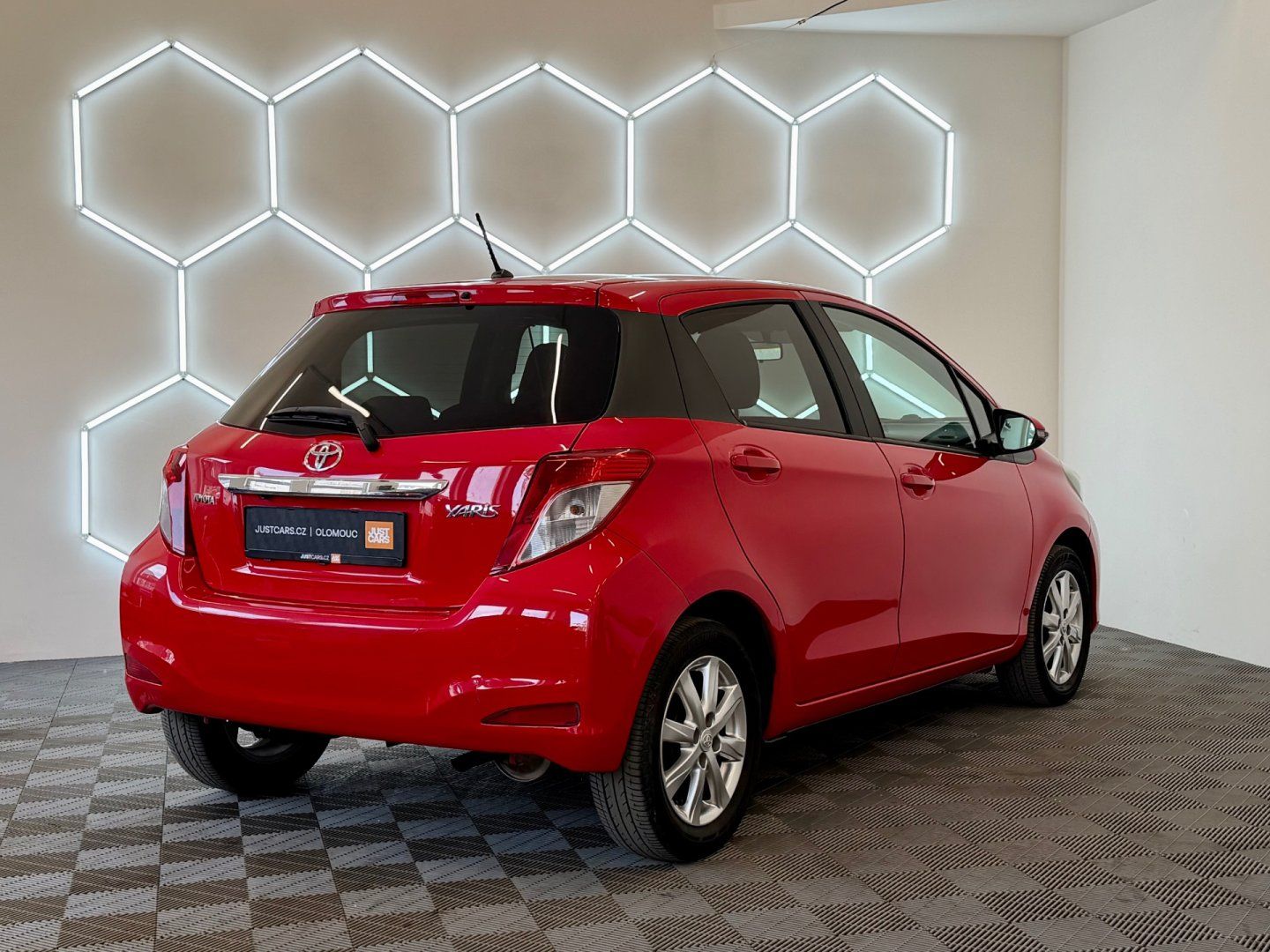 Toyota Yaris, 1.0 VVT-i 51 kW/Edition/KLIMA - fotka 4