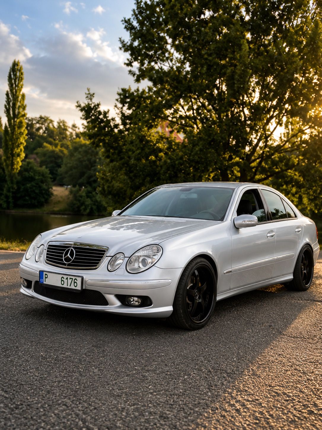 Mercedes-Benz Třídy E, E240 V6 W211 benzin+LPG AMG
