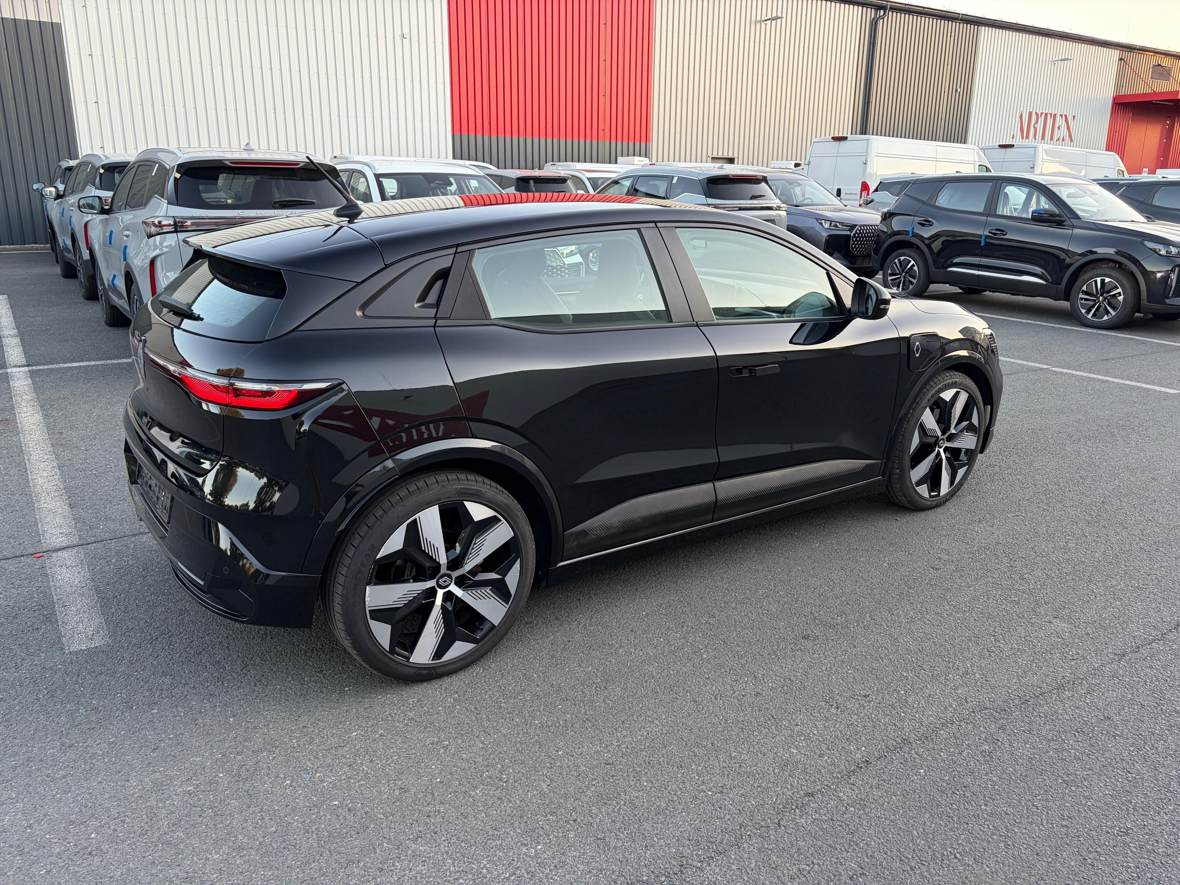 Renault Mégane, E-Tech 60KWH R220 SUPER CHARGE - fotka 5