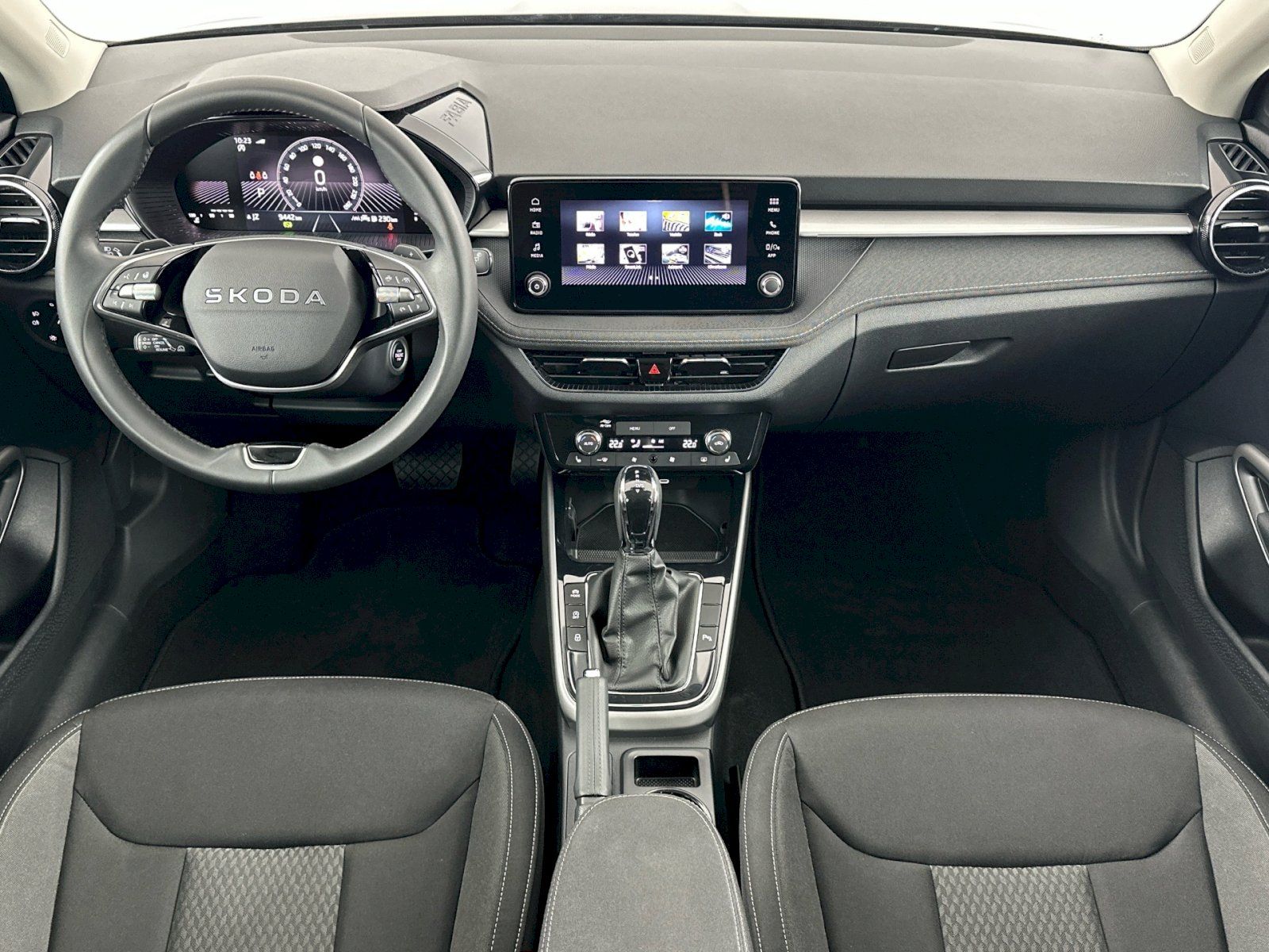 Škoda Fabia, DSG 1.0TSI 85kW Top Selection - fotka 5