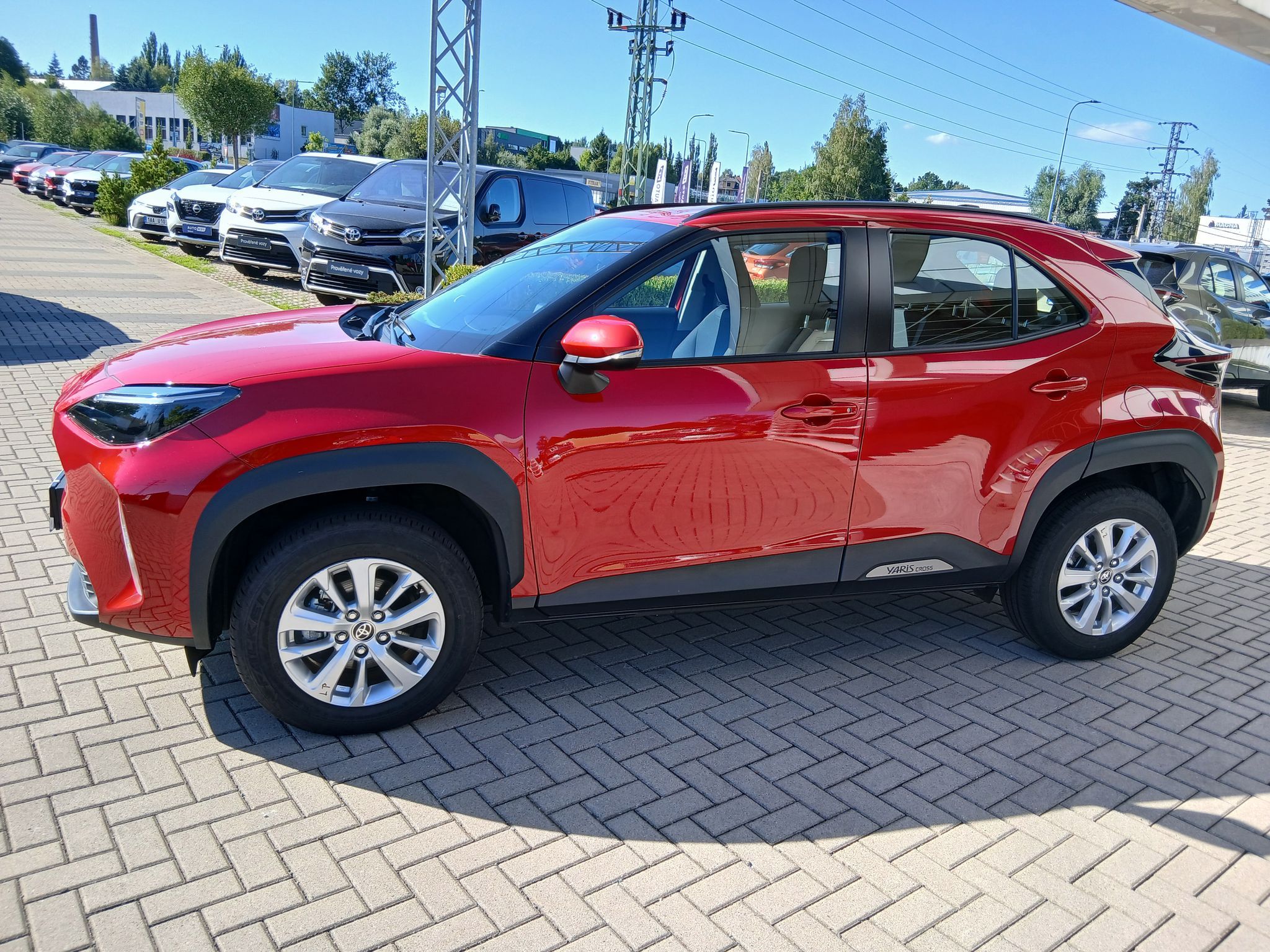 Toyota Yaris Cross, 1.5 Hybrid e-CVT Comfort - fotka 3