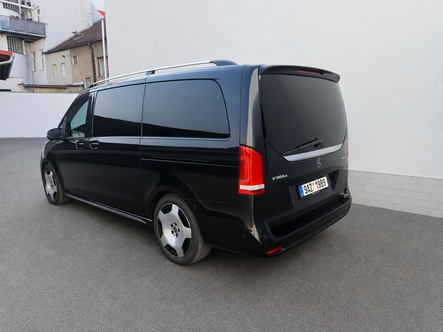 Mercedes-Benz Třídy V, V300 4M EXCLUSIVE PC 3.330.000 - fotka 4