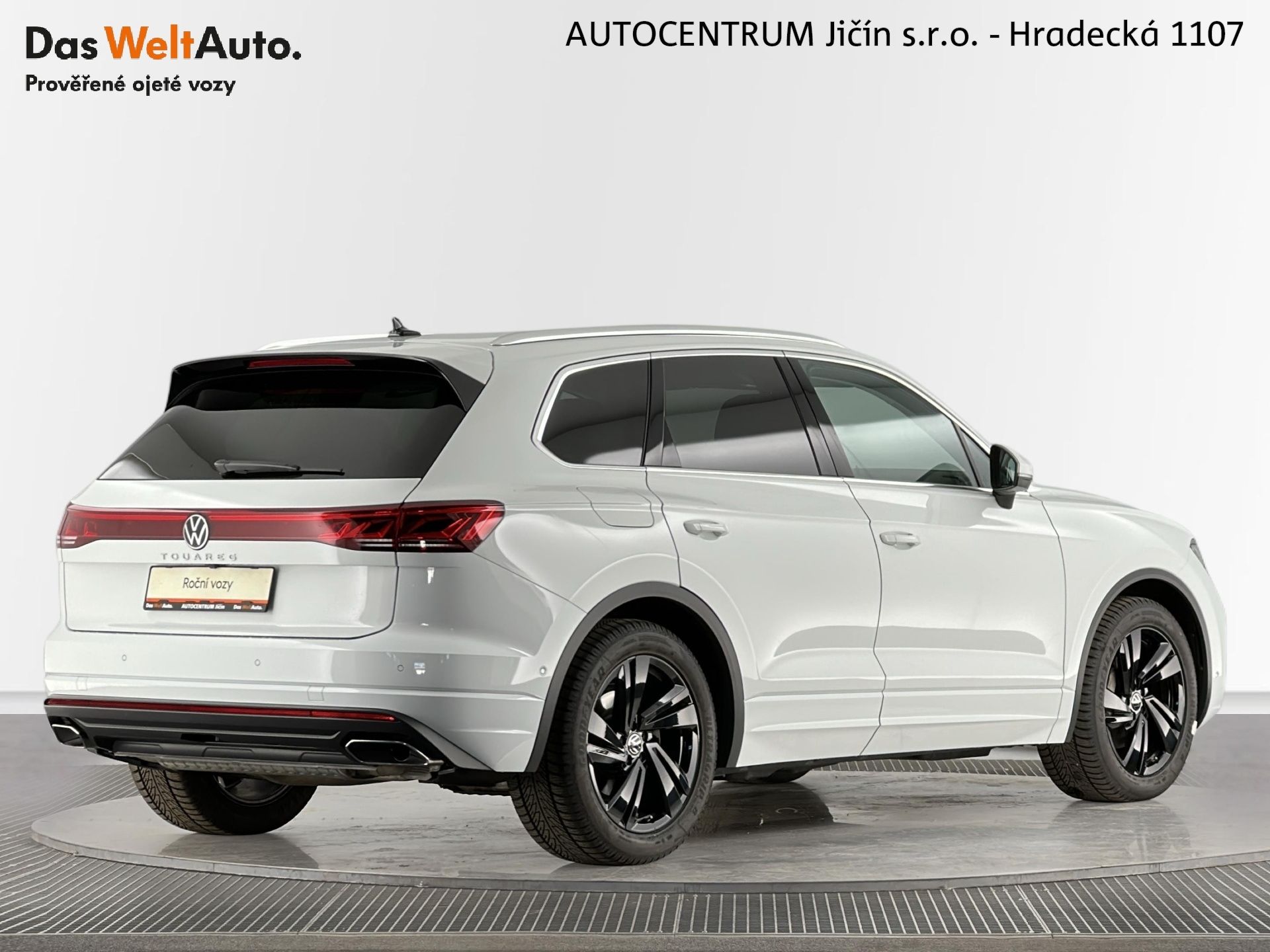 Volkswagen Touareg, Elegance 3.0 TDI 170kW 4Motion - fotka 2